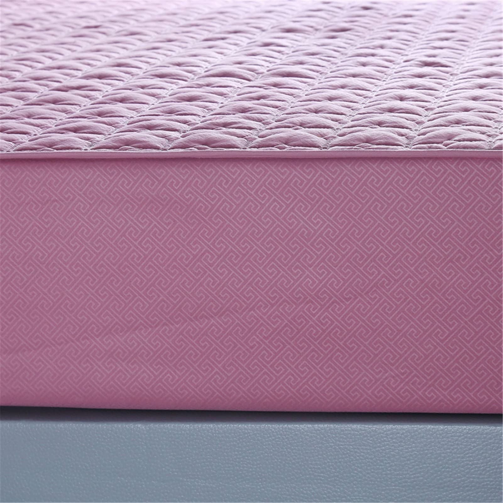 Protector Colchón, Protector de colchón Acolchado con Triple Relleno, Funda Colchon de Rizo Transpirable y Hipoalergénico, Antiácaros (Rosa Roja,Grueso 200x220cm)