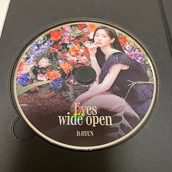 TWICE/EYES WIDE OPEN/トレカ！ Amazon.co.jp: TWICE Eyes wide open アルバム トレカ.付属品