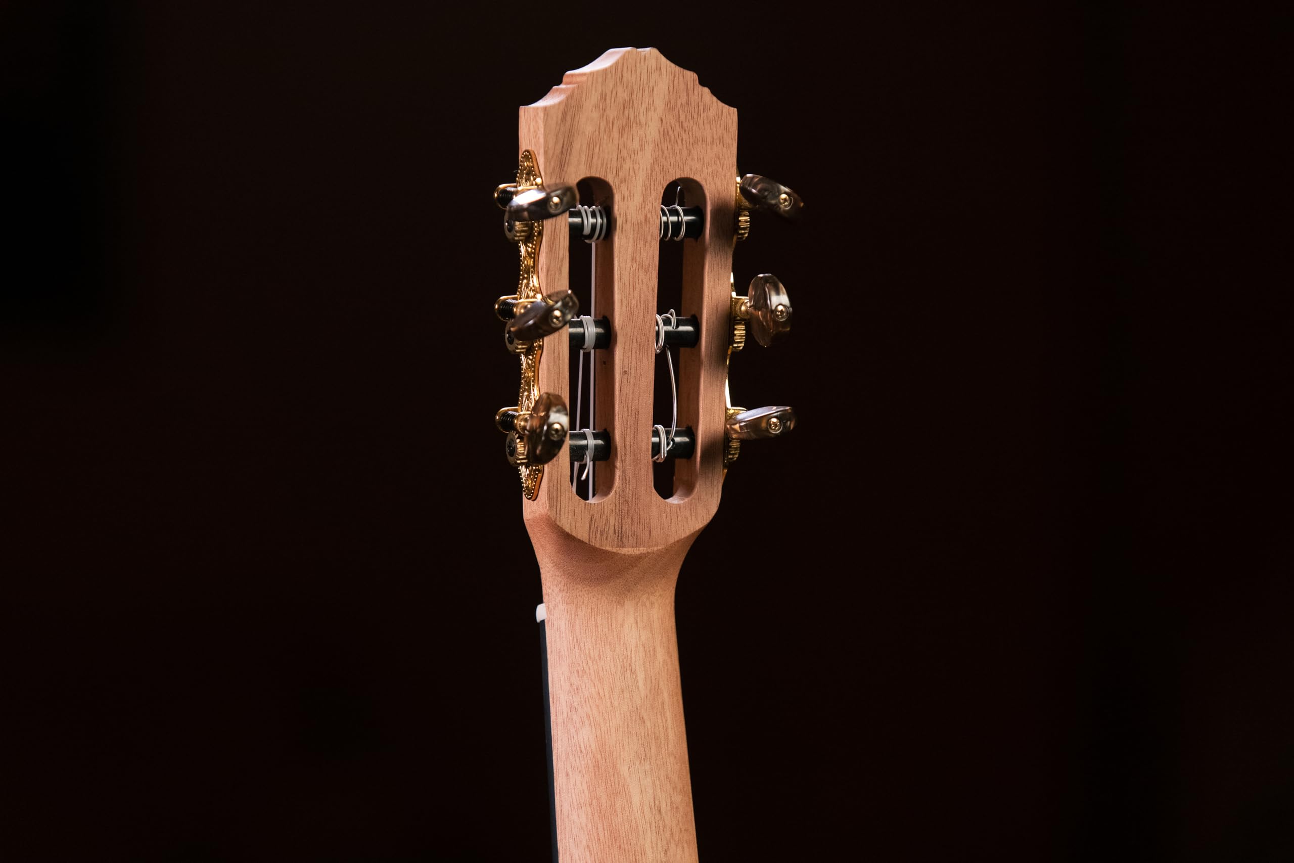 Ortega Guitars Mini Reise Gitarre – Mini Travel Series – Ebenholz, Natur (RGL5EB) | Nylonsaitengitarre, 18 Frets, Ebenholz-Decke & -Korpus offenporiges Satin-Finish