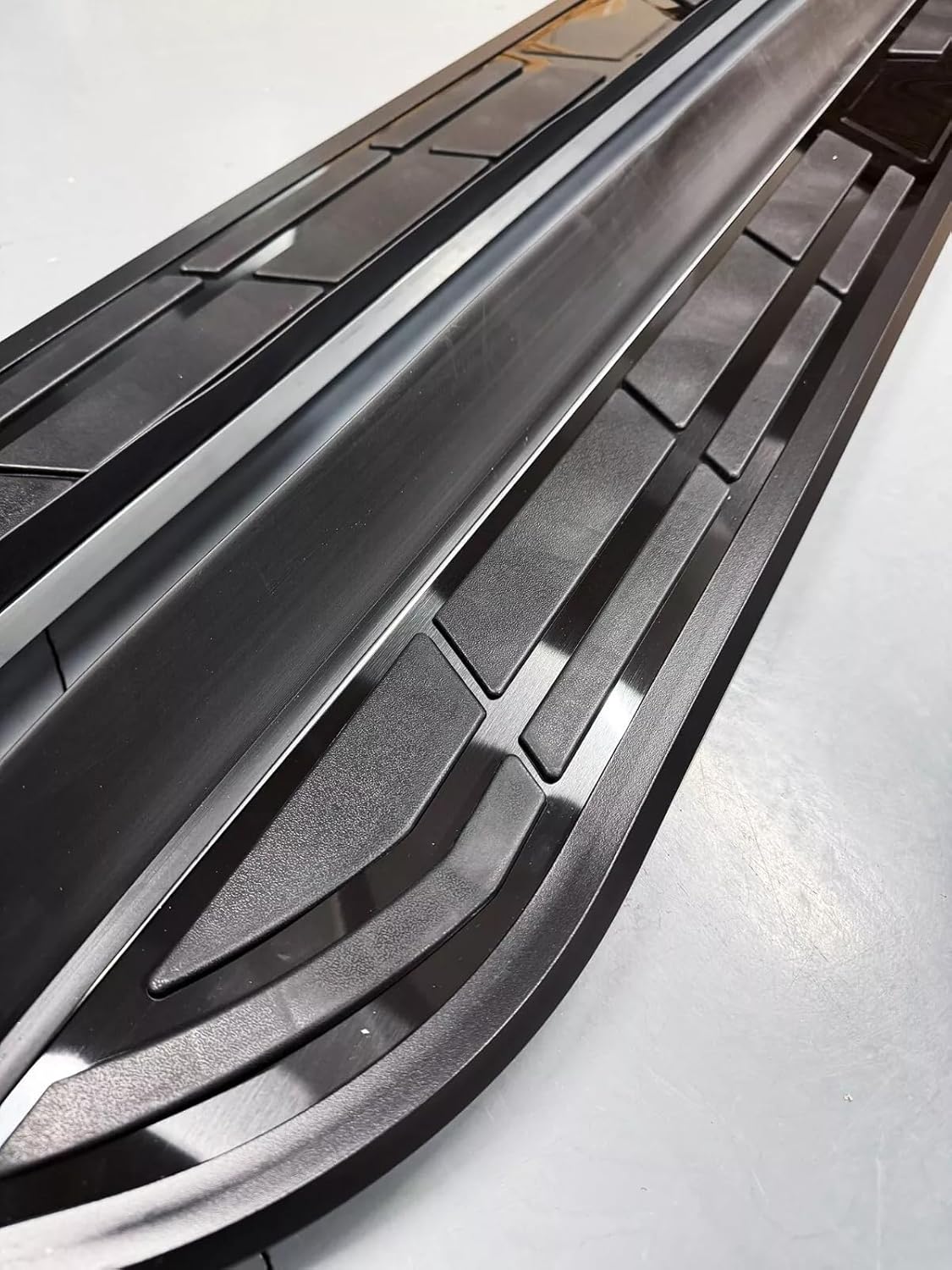 2Pcs Fixed Running Boards Side Steps Pedal Nerf Bars Fits for Toyota Grand Highlander 2024 2025 2026 Black Nerf Bar with Brakcets