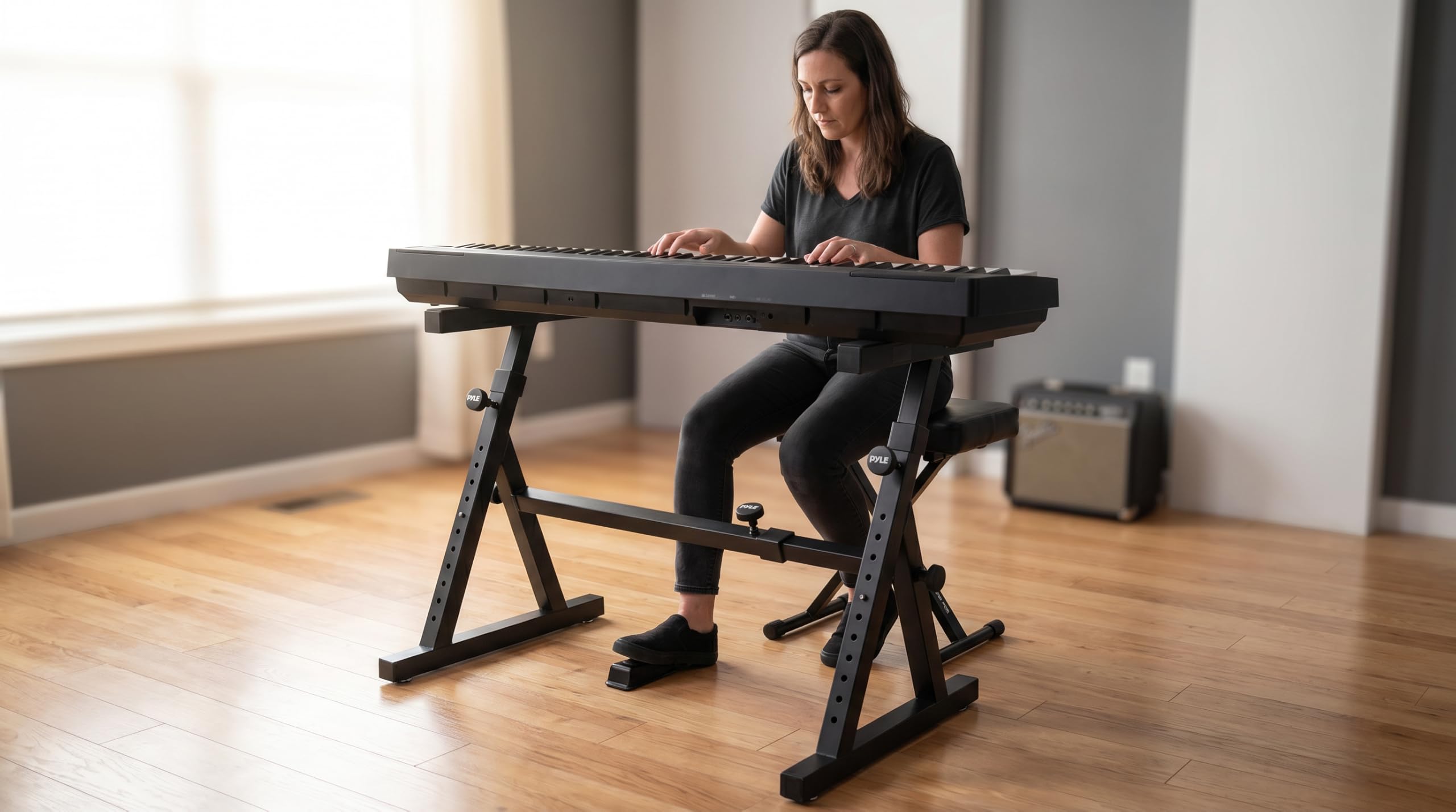 Pyle Keyboard Ständer, E Piano Ständer in Z-Form – Höhenverstellbar und klappbar für Digital Piano und Keyboards mit 54–88 Tasten, Schwarz