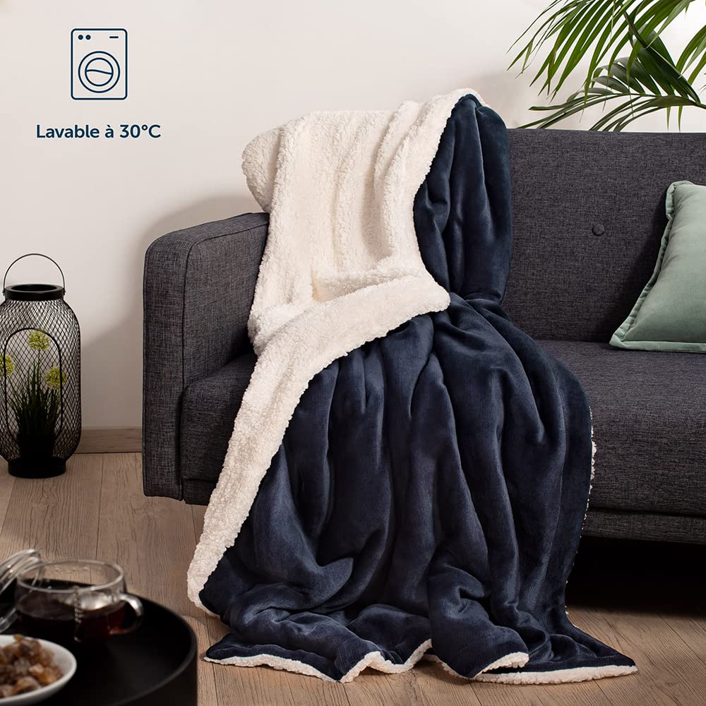 Blumtal Premium Sherpa Kuscheldecke miękka – Koc do mieszkania 150x200 cm – certyfikowany przez OEKO-TEX – koc w kolorze Dark Ocean-Niebieski