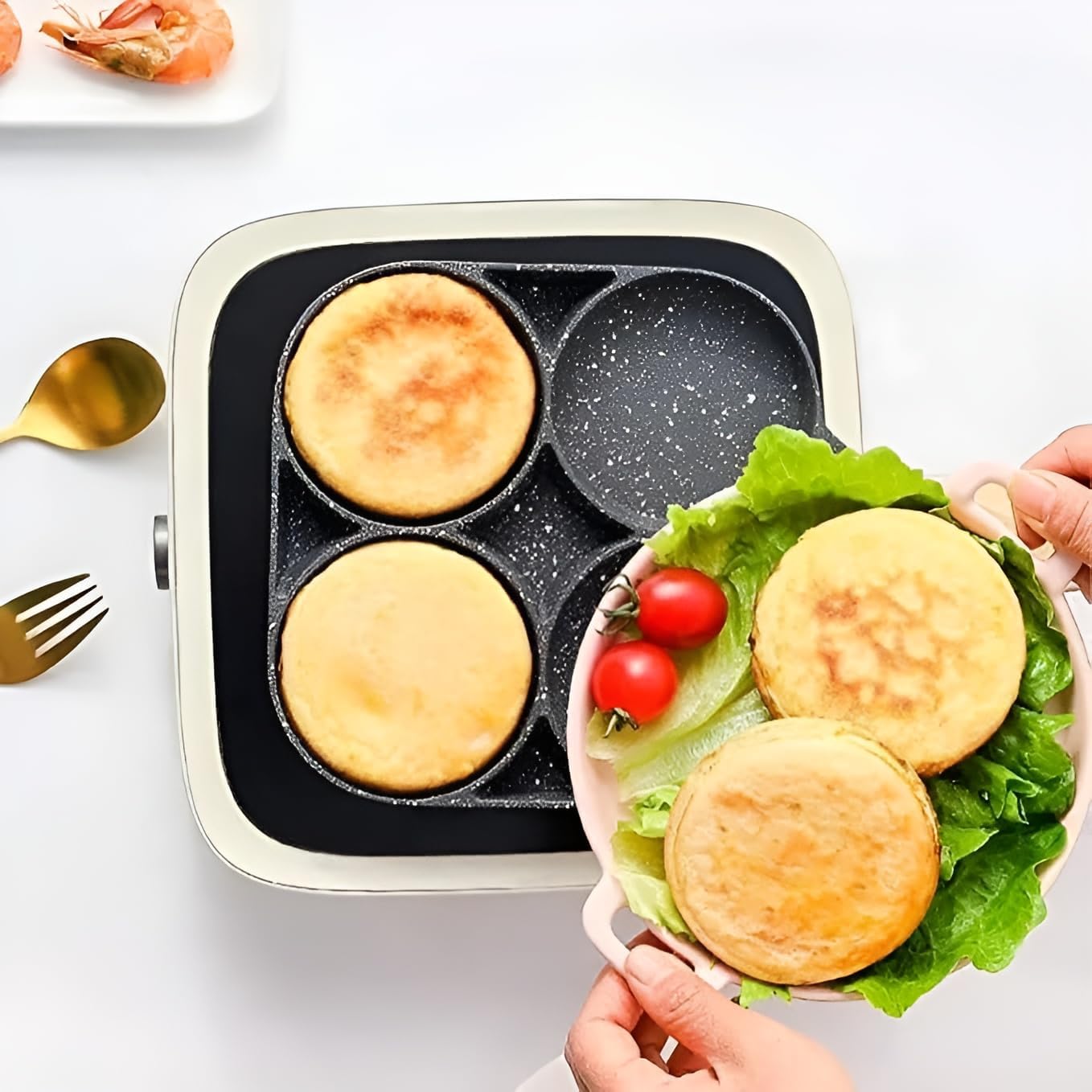 SARNESHWERAM 4-Section Cast Iron Pancake and Egg Pan with Wooden Handle, Non-Stick Coating, Black 4