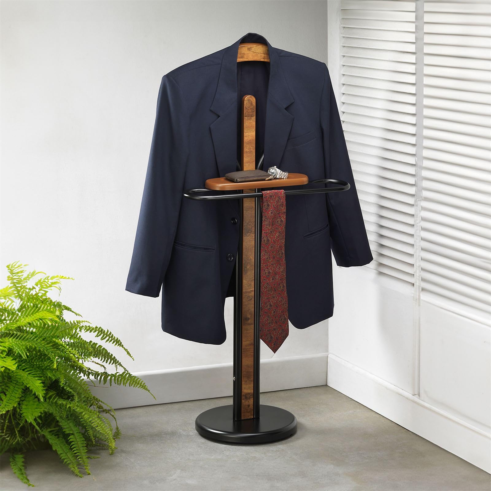 IDIMEX Valet de Chambre Fabio chevalet de Nuit Portant pour vêtements, Structure en métal laqué Noir et Finition en MDF Effet Vieux Bois
