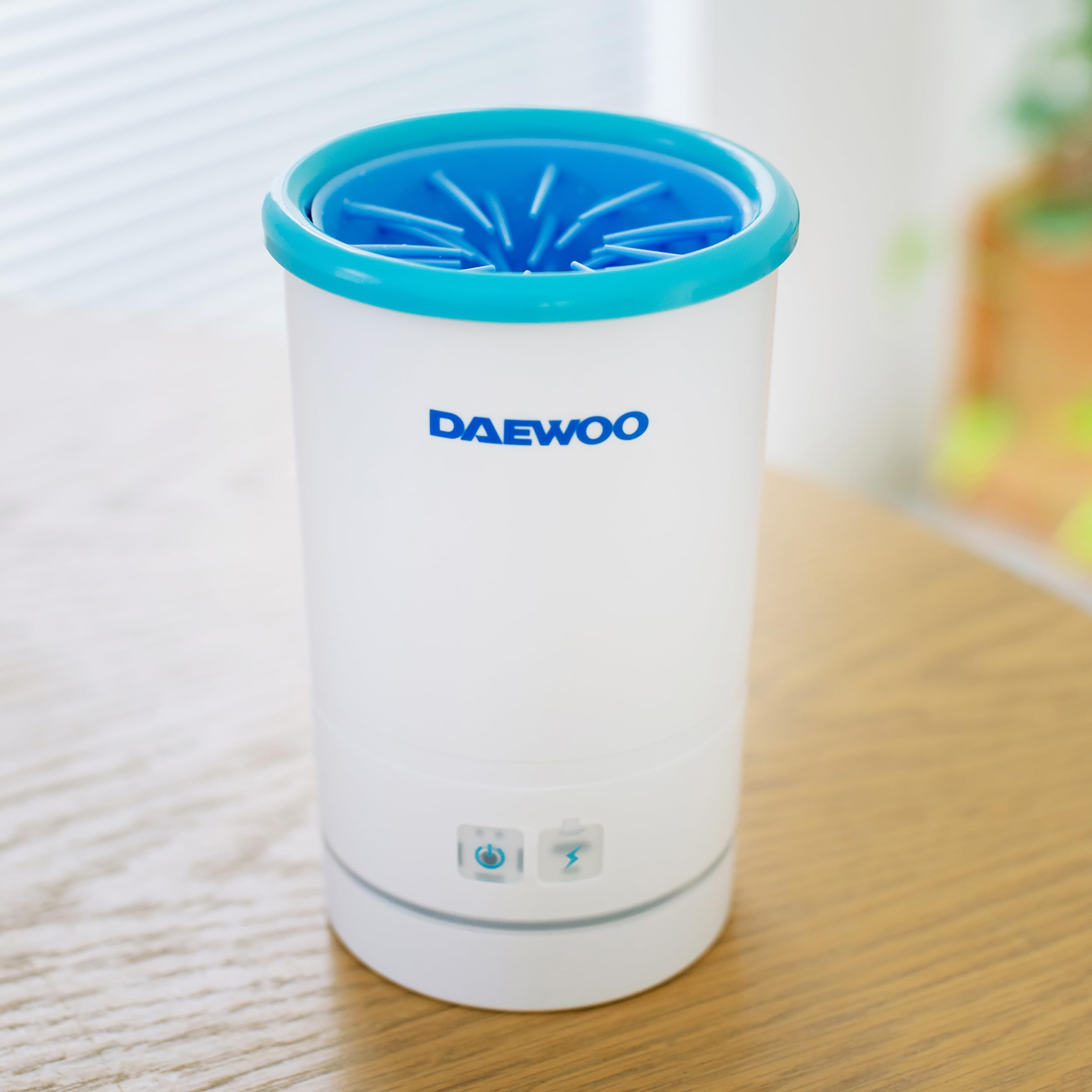 Daewoo - Pulisci Zampe Cane Elettrico con Massaggiatore Integrato, Lava Zampe per Cani e Gatti con Setole Morbide in Silicone, Bassa Rumorosità, Batteria Ricaricabile, Cani e Gatti Accessori