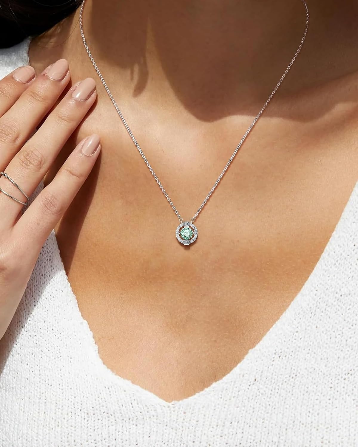 Moissanite Necklace for Women, 1ct D Color VVS1 Halo Round Pendant Necklace, 14K White Gold Plated Copper Jewelry, Anniversary Birthday Valentine's Day for Wife girlfriend