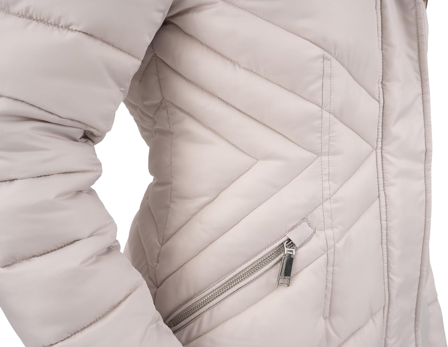 Nine West womens Quilted Puffer With Faux Fur Hood - Image 5