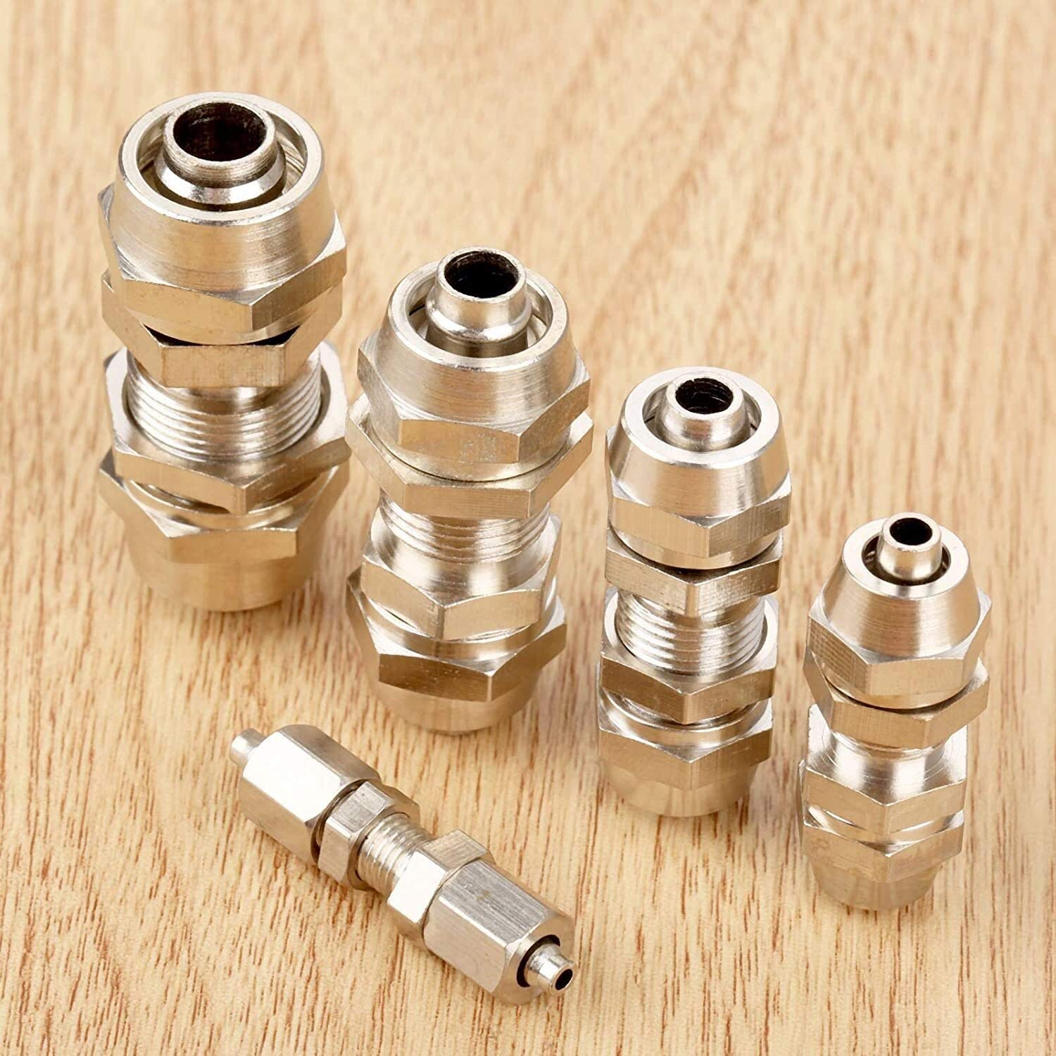 Raccordi filettati Connettore rapido 1pz Tubo aria in ottone Raccordo pneumatico Raccordo attacco rapido Connettore adatto per diametro esterno tubo PM 4mm/6mm/8mm/10mm/12mm Convertitore rubinetto un