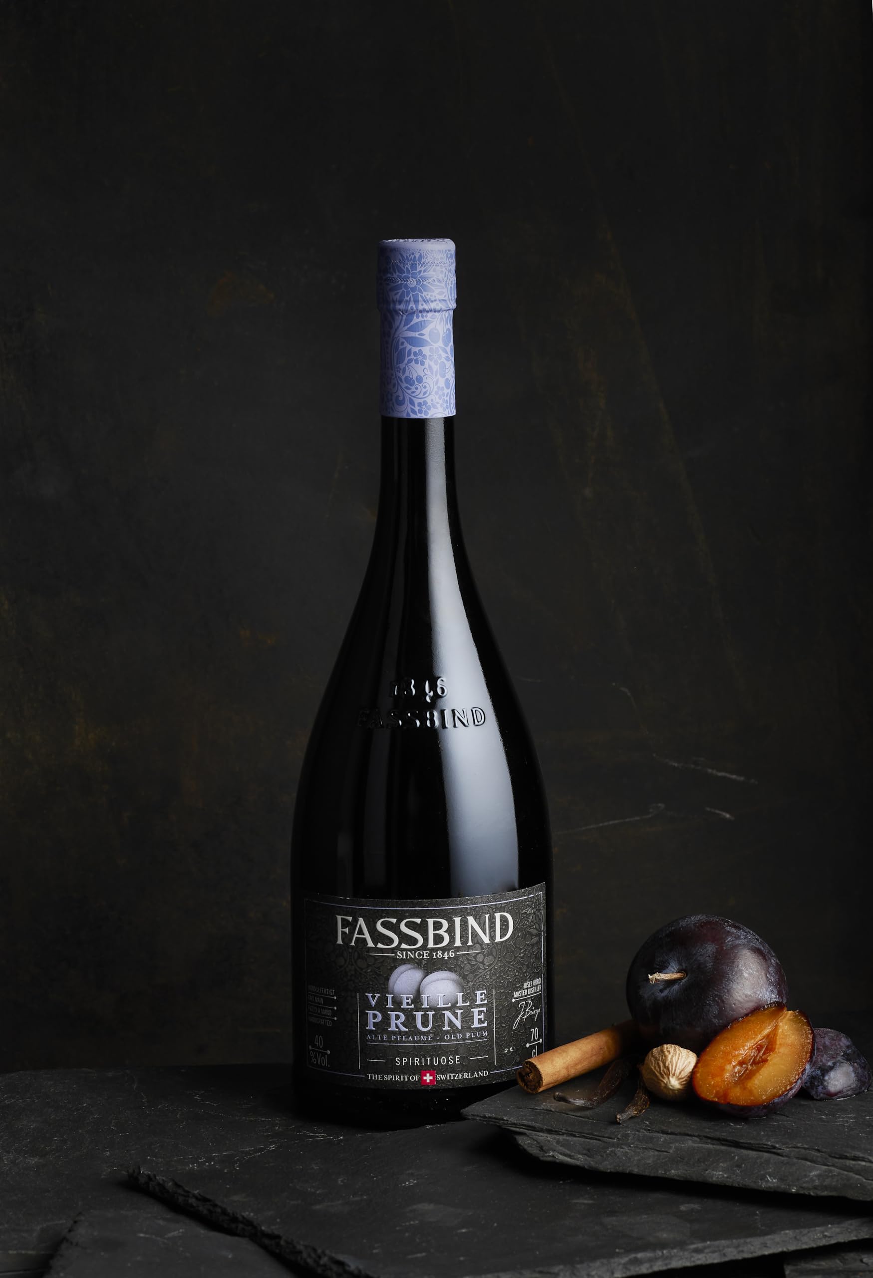 Fassbind Vieille Prune (1 x 0.7 l) - Edler Schweizer Obstbrand aus vollreifen Pflaumen mit 40% vol. Alkohol