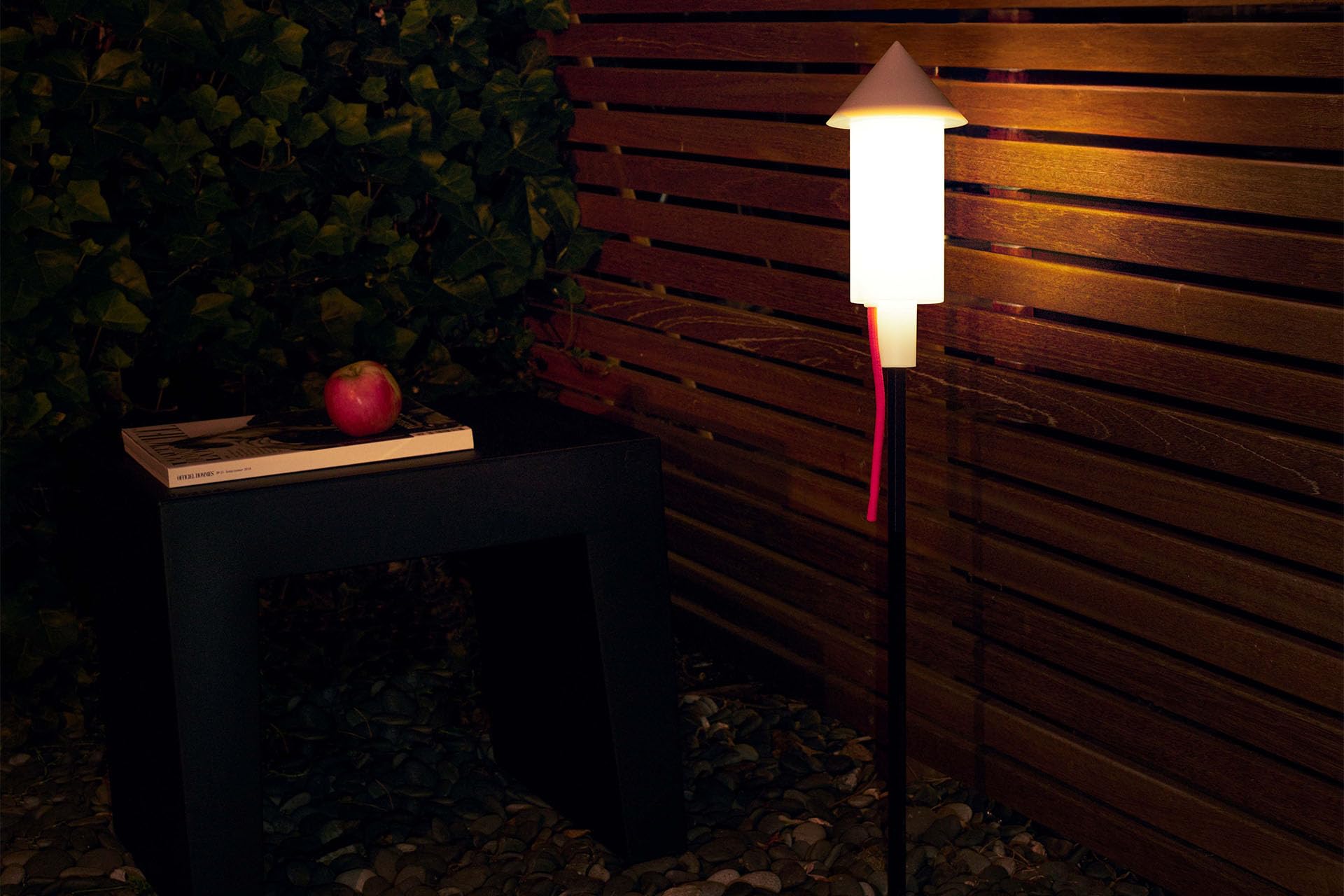 Fatboy Luz Solar Jardin Exterior Racket La Surprise - Lampara Exterior - Foco - Solar Lights Outdoor - Inalámbrico