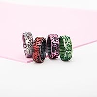 Vista 3 de Enso Rings Anillos de silicona florales grabados, diseño cómodo y flexible, colección de primavera