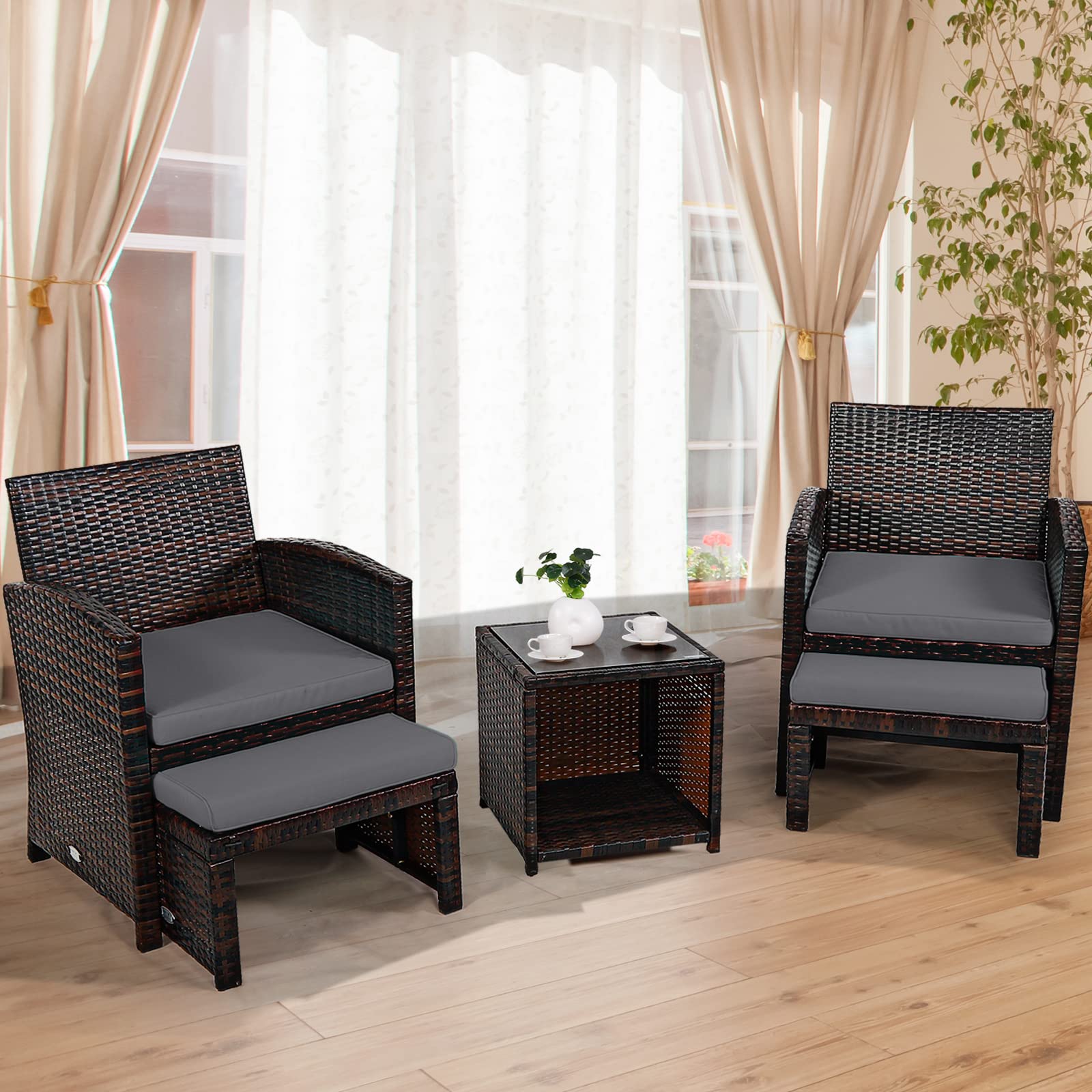 GOPLUS Mobiliario de jardín de 5 piezas, de ratán sintético, conjunto de muebles de jardín compuesto por 1 mesa, 2 sillas y 2 otomanas, cojines con funda extraíble y lavable, bar, terraza (gris)