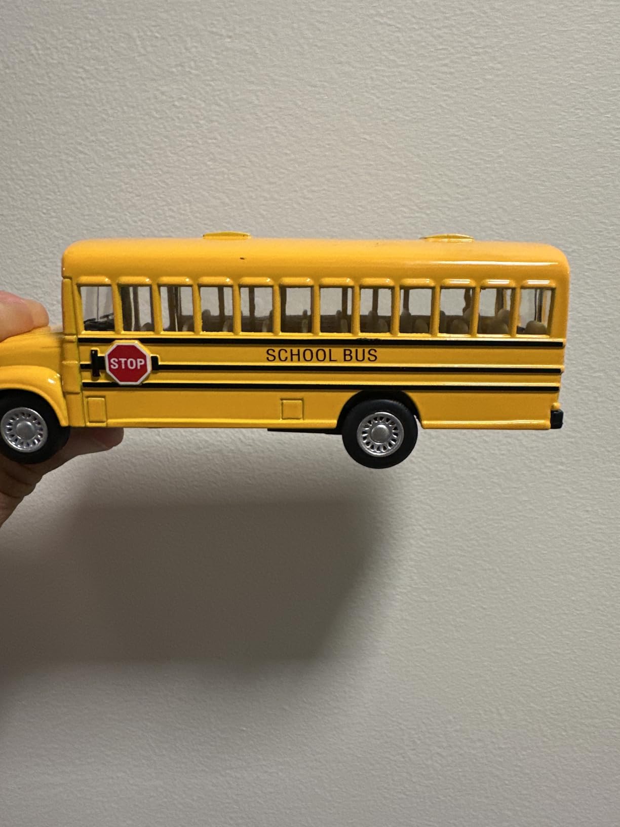 Bus Scolaire Kinsfun - Jouet Occasion - Véhicule Miniature