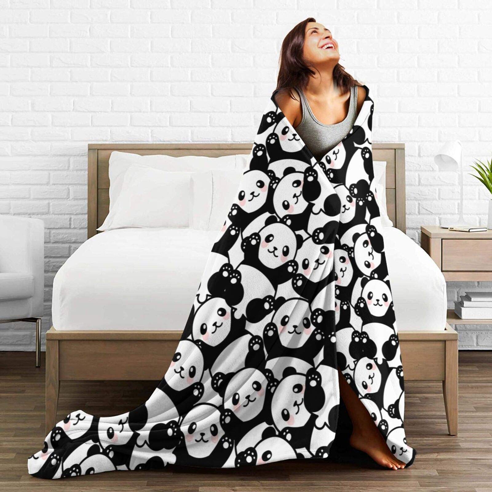 Pindola Kuscheldecke – Buntes Süßigkeiten-Design, Superweich & Flauschig, 152x127 Cm, Vielseitig Für Sofa, Bett & Unterwegs