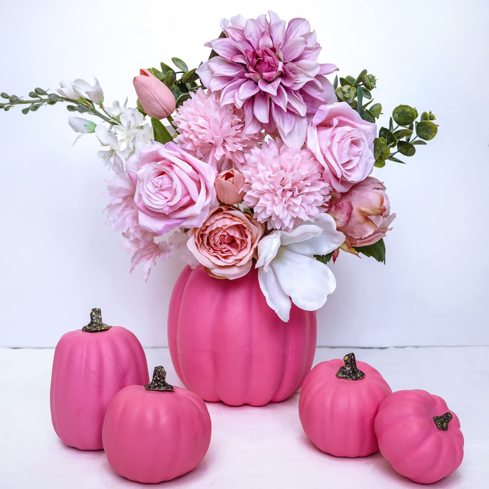 7 zucche artificiali di dimensioni assortite rosa shocking autunnali decorative zucche in schiuma rosa scuro per regali autunnali Halloween Ringraziamento matrimonio baby shower fattoria tavolo