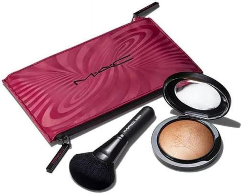 M.A.C. Hypnotizing Holiday TRICK OF THE LIGHT MINERALIZE SKINFINISH KIT - Bling Me to Life Mineralize Skinfinish and 143S Face Brush.