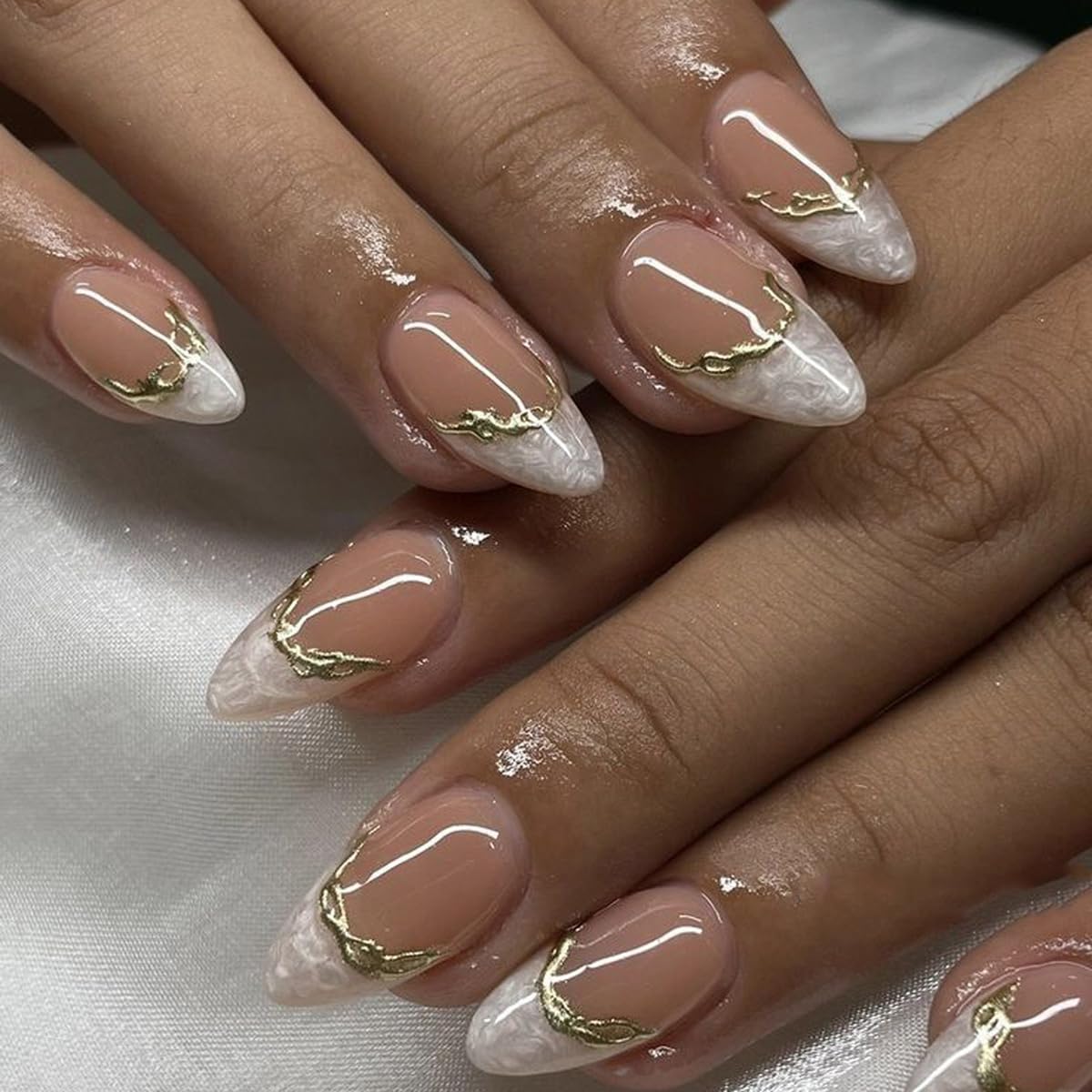 White Ombre French Tip Press on Nails Almond Fake Nails Medium Length Glue on Nails 3D Gold Line Designs False Nail Tips Exquisite Almond Shape Stick