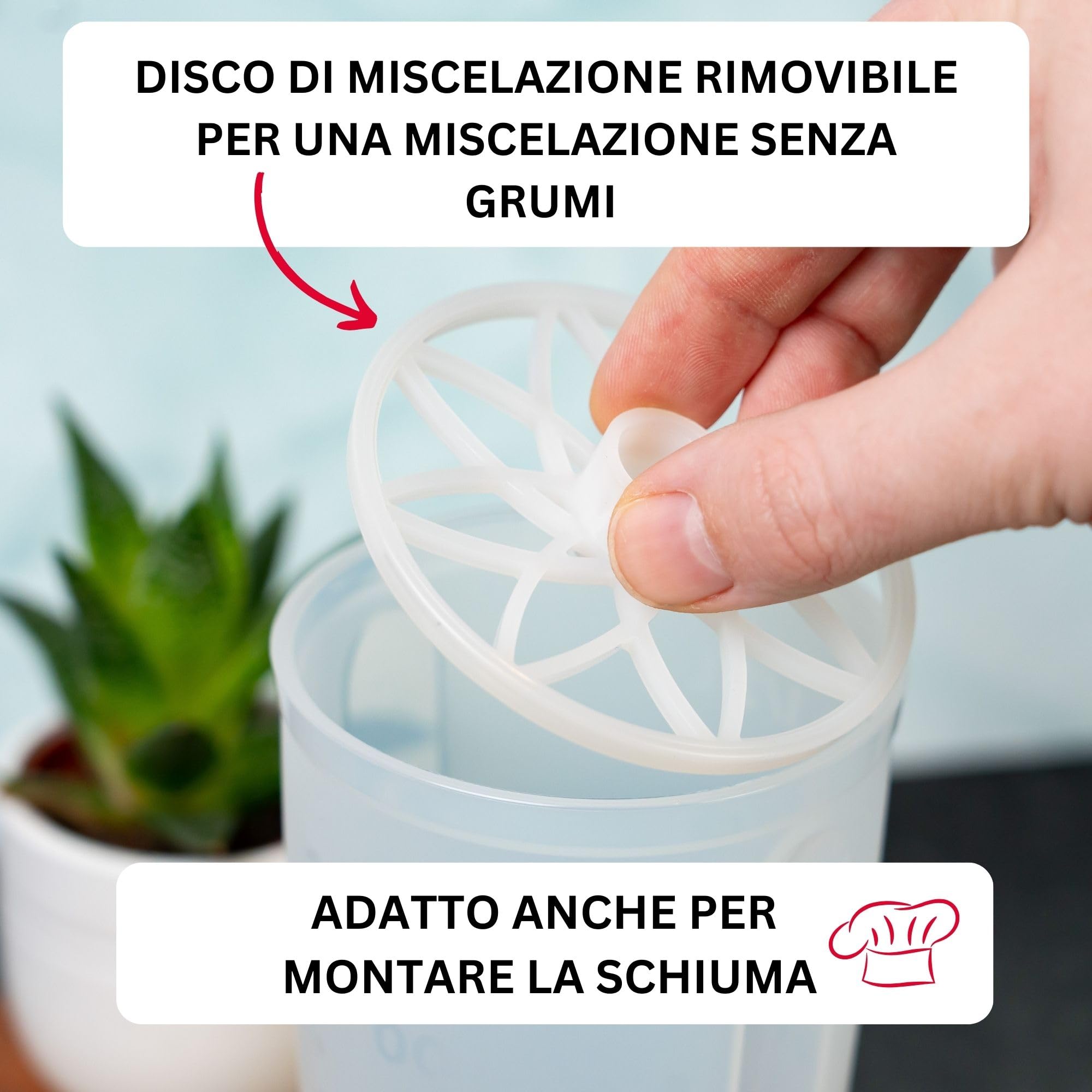 Westmark Shaker per Condimenti con Scala Graduata, Disco Rimovibile e Bocchetta Richiudibile, Capacità 0.5 L, Plastica, Senza BPA, Mixery, Colore Traslucido e Blu, 2435227B