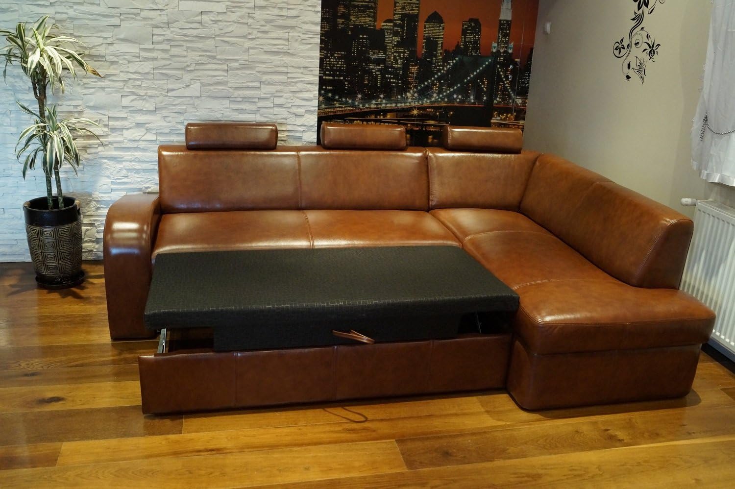 Eckschlafsofa mit Bettkasten