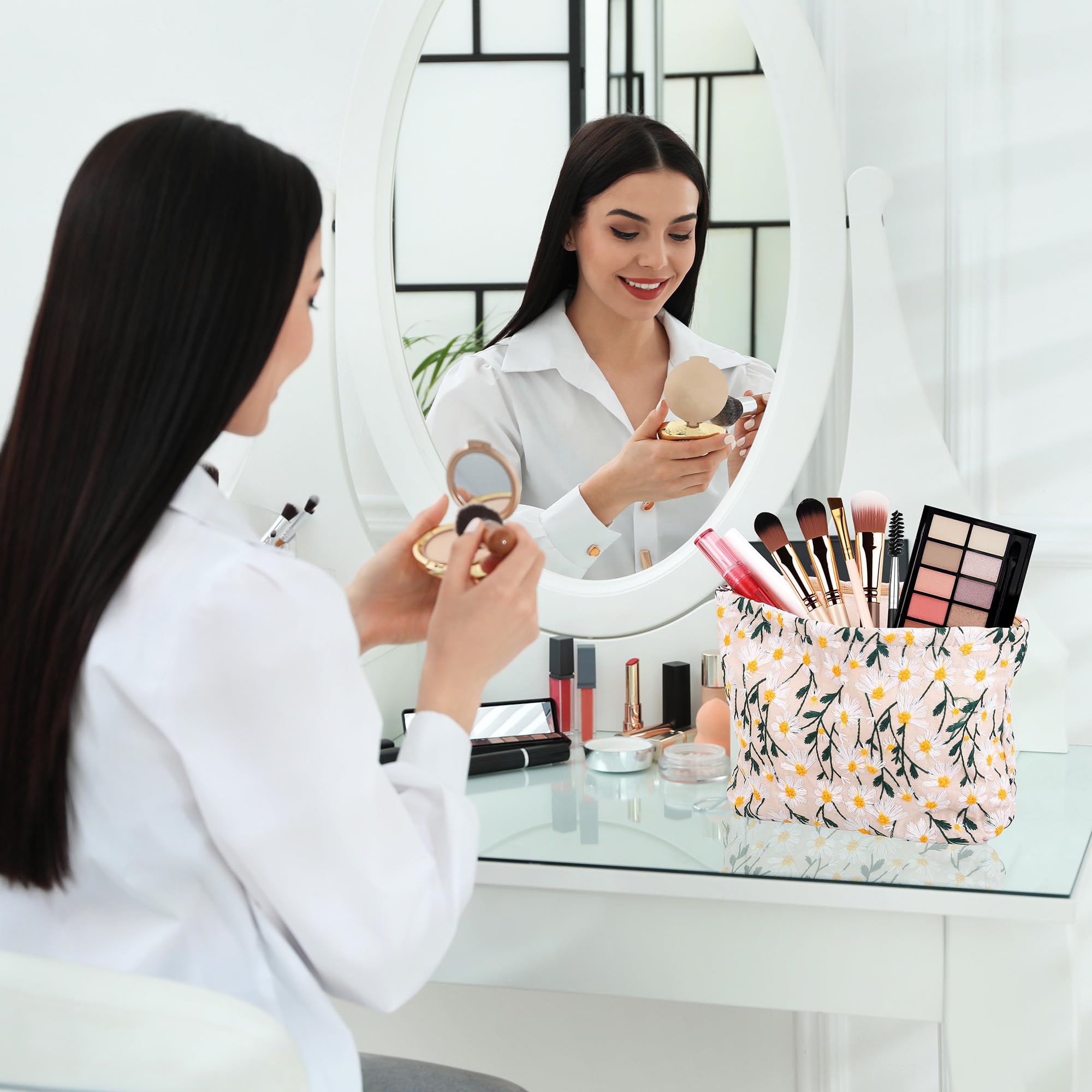 Zocipro 2Pcs Cosmetic Bag Set, Daisy Patterns Floral Makeup Bag with Zip - Image 4