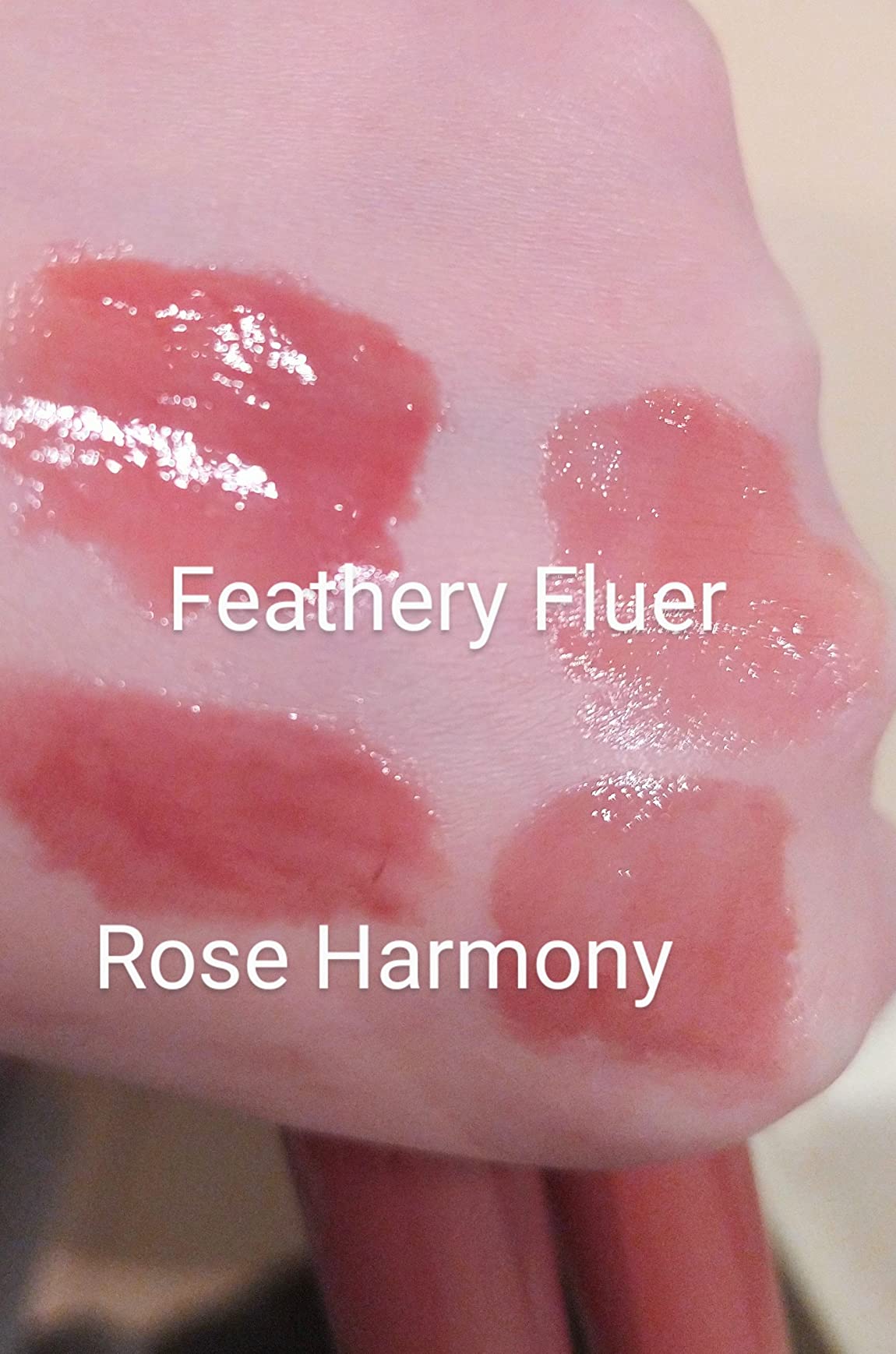 1/mo Finance L'Oreal Paris Glow Paradise Hydrating Lip BalminGloss