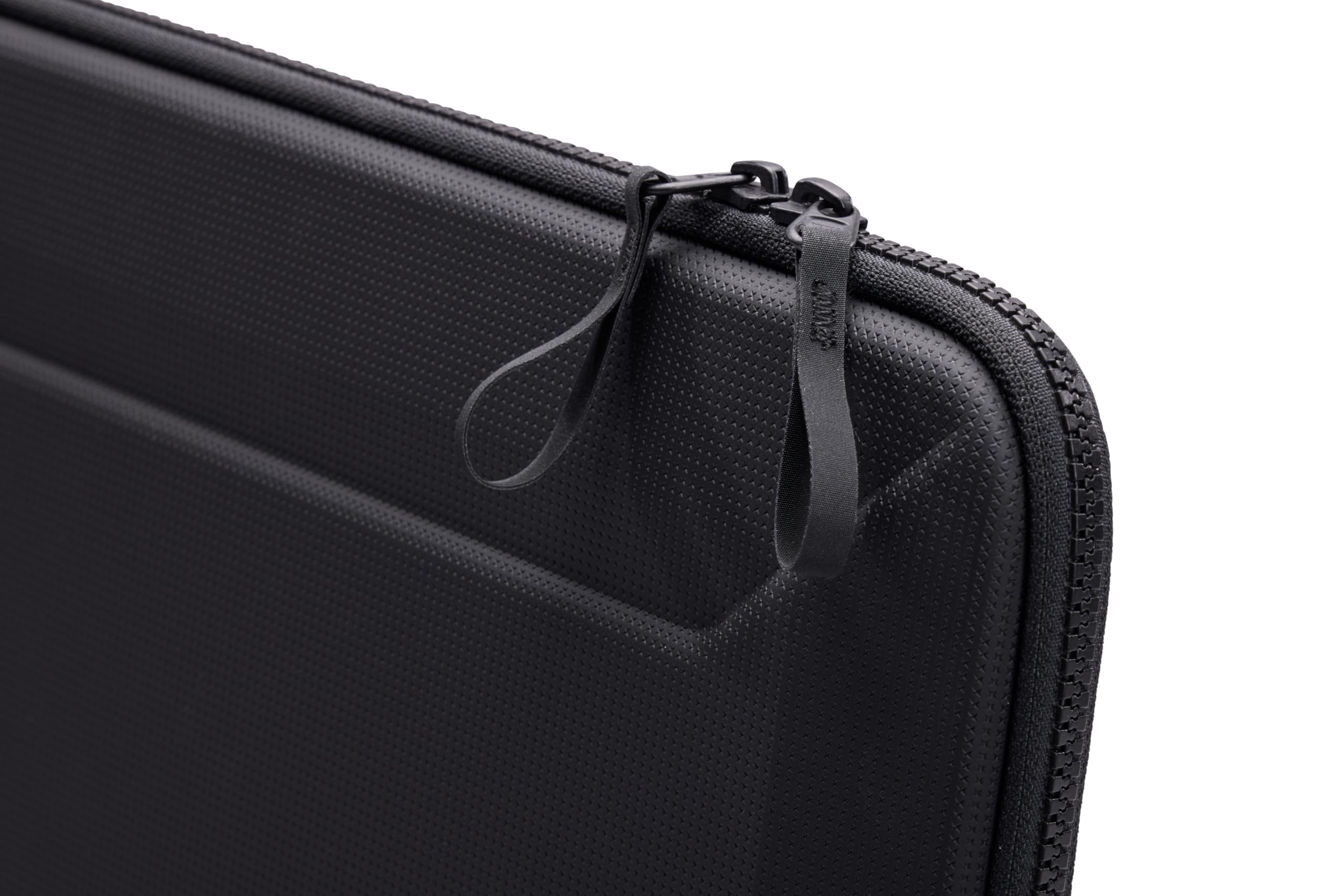 Thule Gauntlet Sleeve - Fits 14" MacBook - Rigid Exterior Protection - Padded Interior Prevents Scratches and Damage