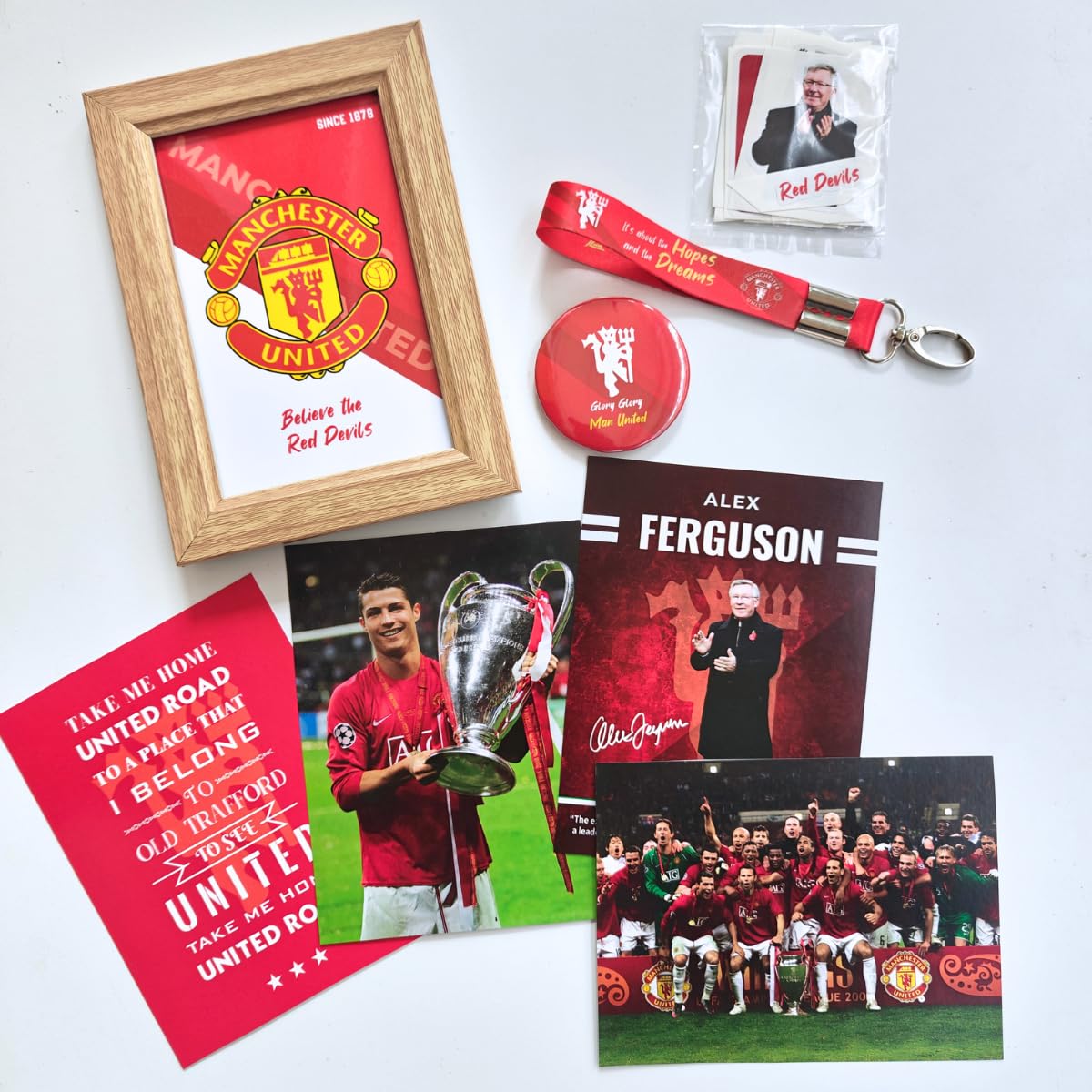 TenorArts Manchester United Gift Box Merchandise for Fans - 5x7
