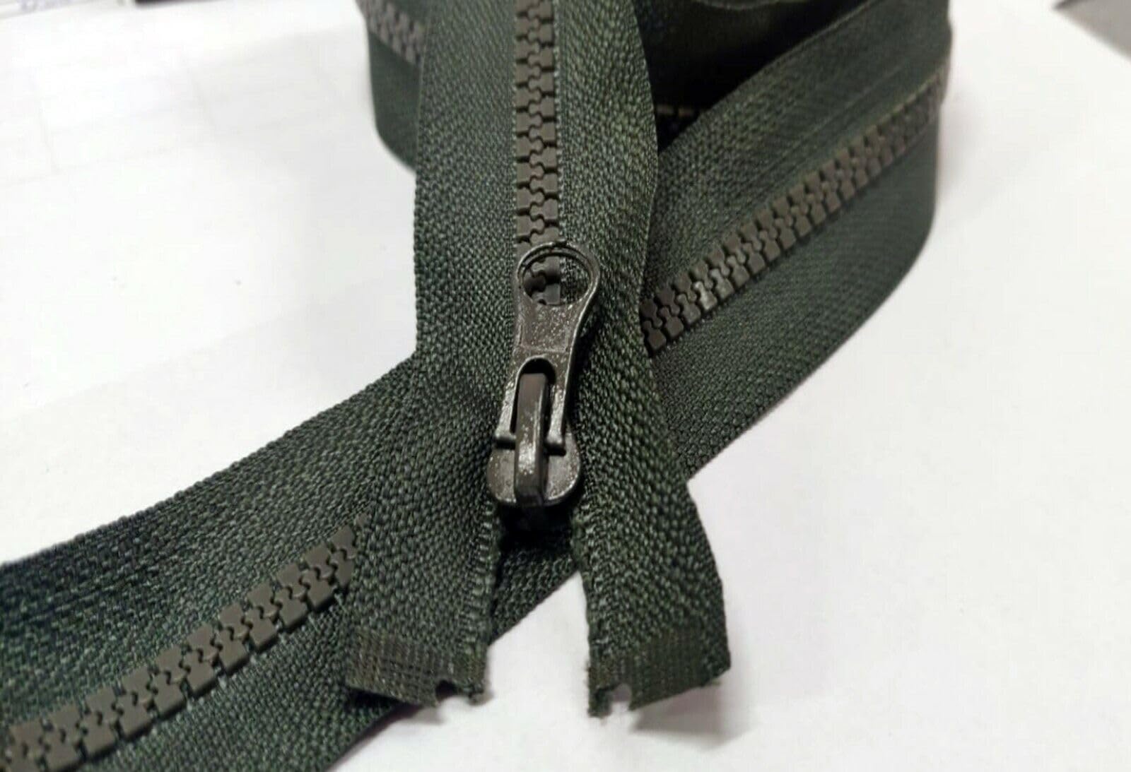 Dark Olive Green Resin Zip Size #5 One Way Chunky Zip Single Slider Open-End Type for Jackets Feeces Coats Plastic Teeth Zip Replacement (70cm (27”) Long)