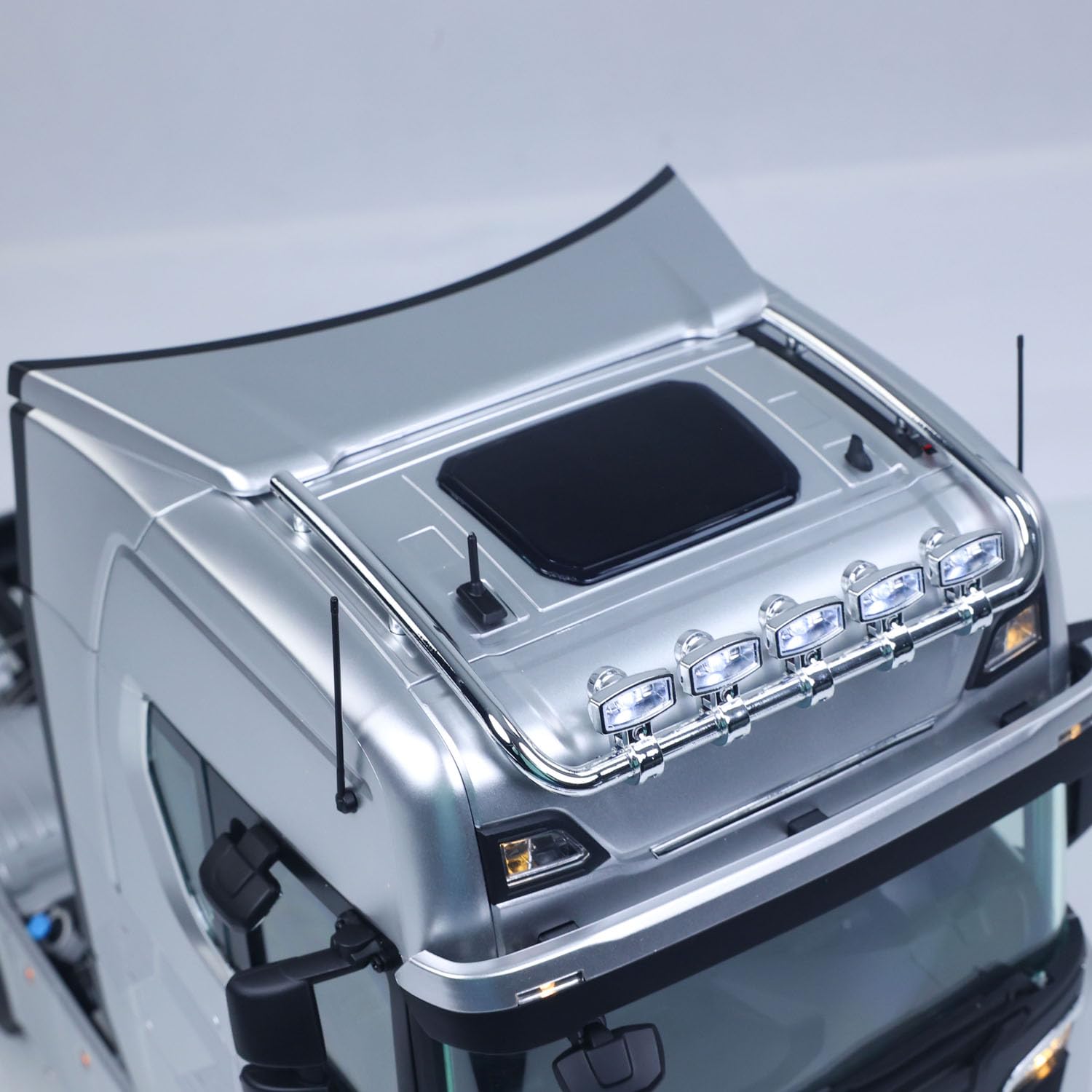 TOUCAN RC HOBBY 1/14 Kabolite RC Traktorauto 770S 100 6x6 Camión teledirigido 2 velocidades Bloqueo diferencial vehículo 6WD modelo de luz de sonido para hobby
