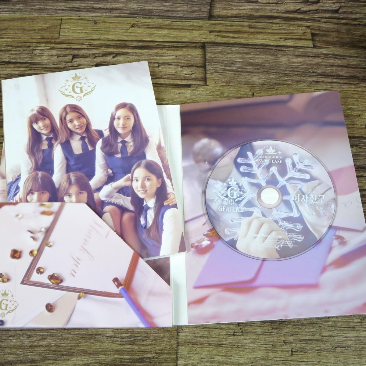 Amazon.co.jp: 美品/トレカ付きGFRIEND ヨジャチング ヨチン 3RDミニ 