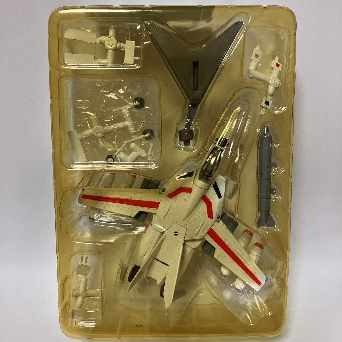 Amazon | 1/144 VF-1J 一条輝機 TV版 超時空要塞マクロス エフトイズ