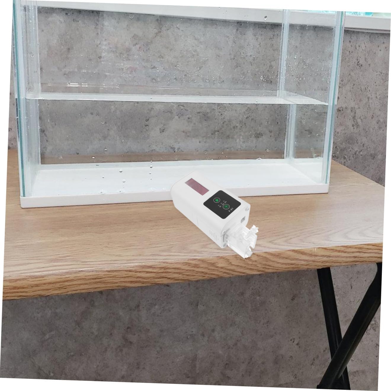 ERINGOGO Automatic Fish Feeding Dispenser with Timer for Aquarium and Turtle Tank Portable Aquarium Feeder Tool for Fish Turtle Feeding for Vacation and Daily Use