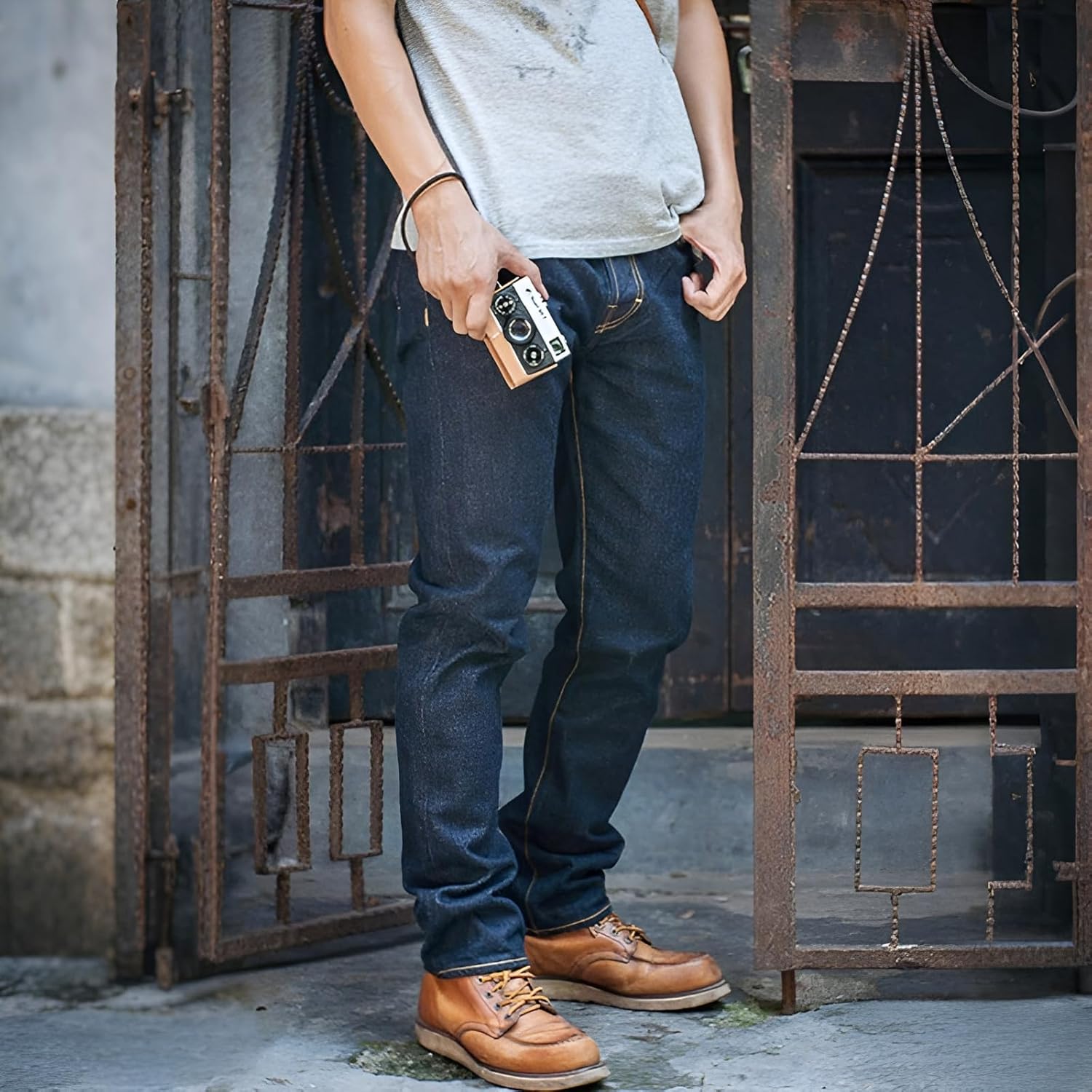 [Firmiarii] ストレートジーンズ メンズ 赤耳デニム ビジネスカジュアル対応 立体縫製仕様 型崩れ防止加工 オールシーズン