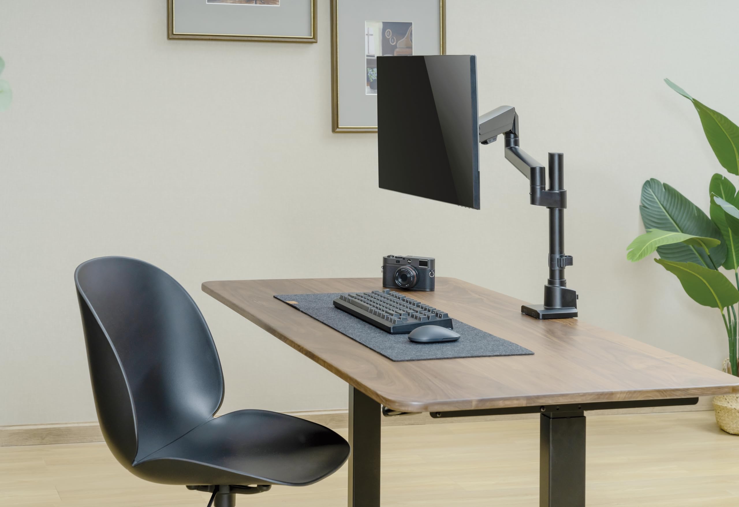my wall HL51-1L - Supporto per monitor 1 schermo, braccio per monitor, 17-32 pollici, con molla a gas, supporto da tavolo VESA, carico fino a 7 kg