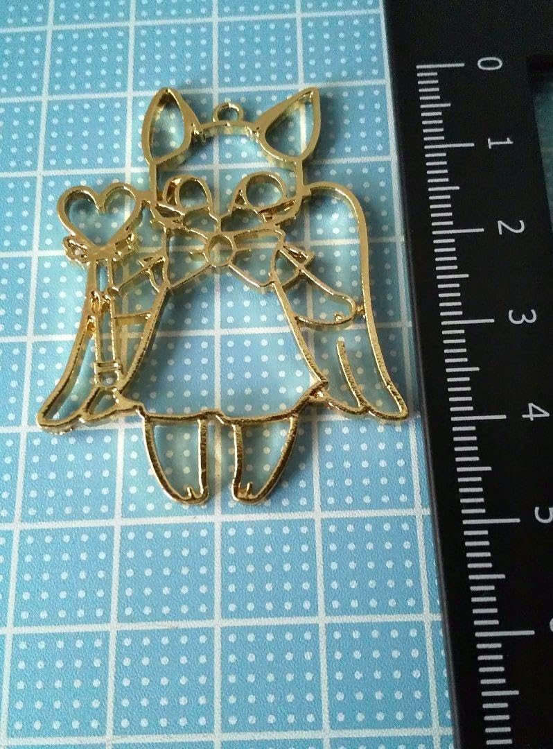 Amazon.co.jp: 天使猫レジン枠チャームとクラフトパンチ黒猫