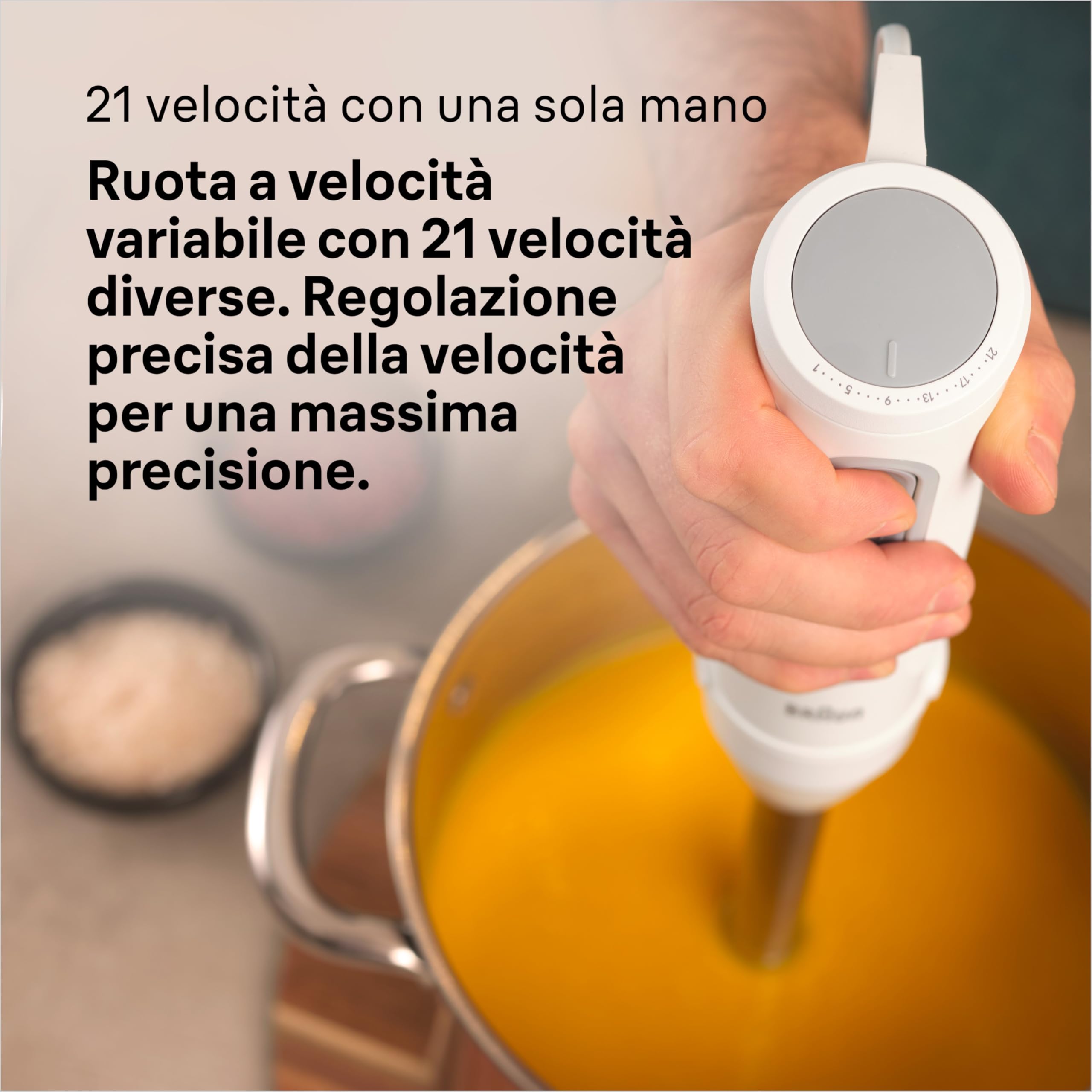 Braun MultiQuick5 MQ50.001M MINIPIMER, 21 Velocità, Tecnologia Tedesca, ECO-SOSTENIBILE PRODOTTO CON PLASTICA RICICLATA, impugnatura ergonomica, Asta in Acciaio, Bicchiere 600ml, Potenza 1000W,Bianco