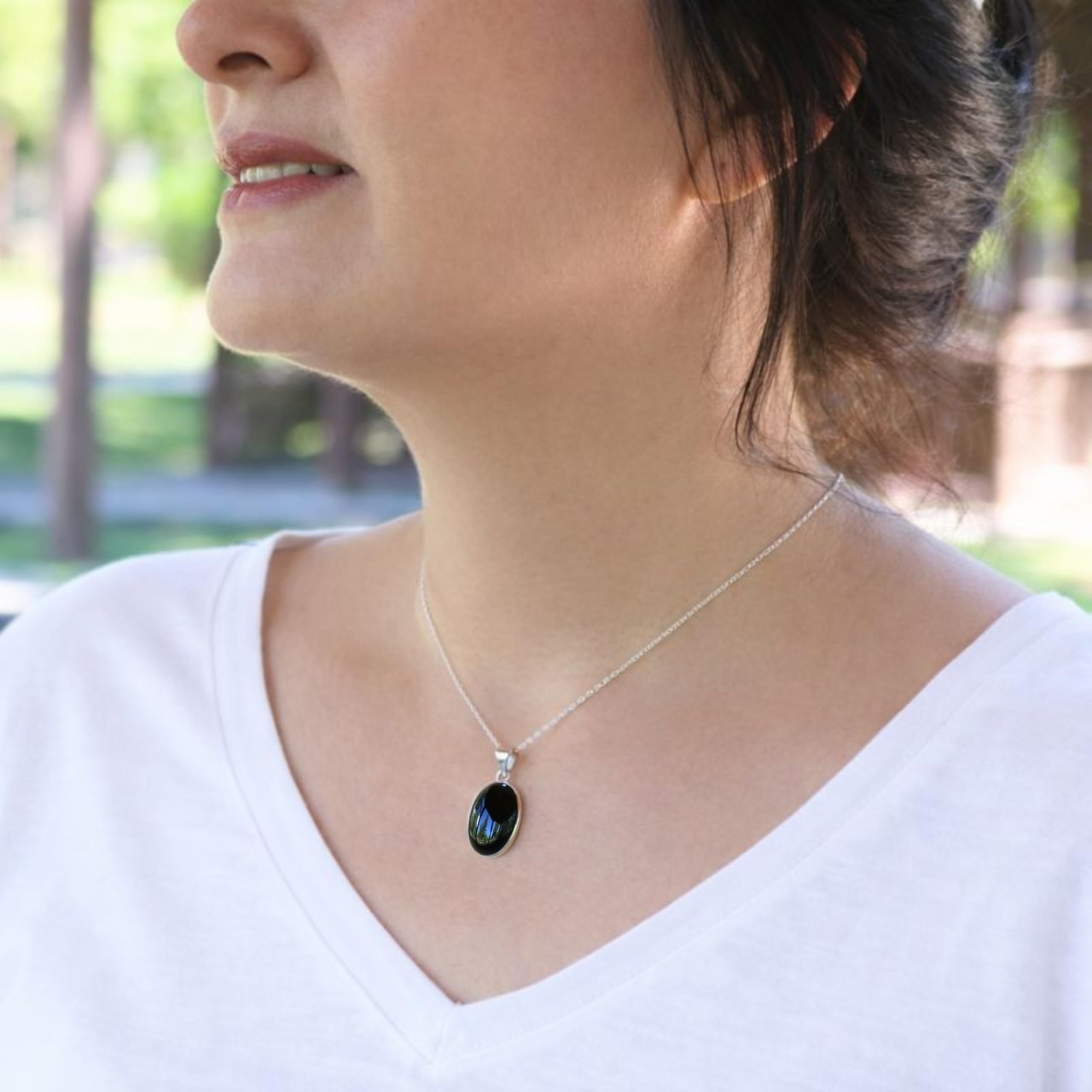Collana con Ciondolo Piccolo Pietra Onice Nera Ovale 15x20mm in Argento Sterling 925 Fatto a Mano Catena 40+5cm