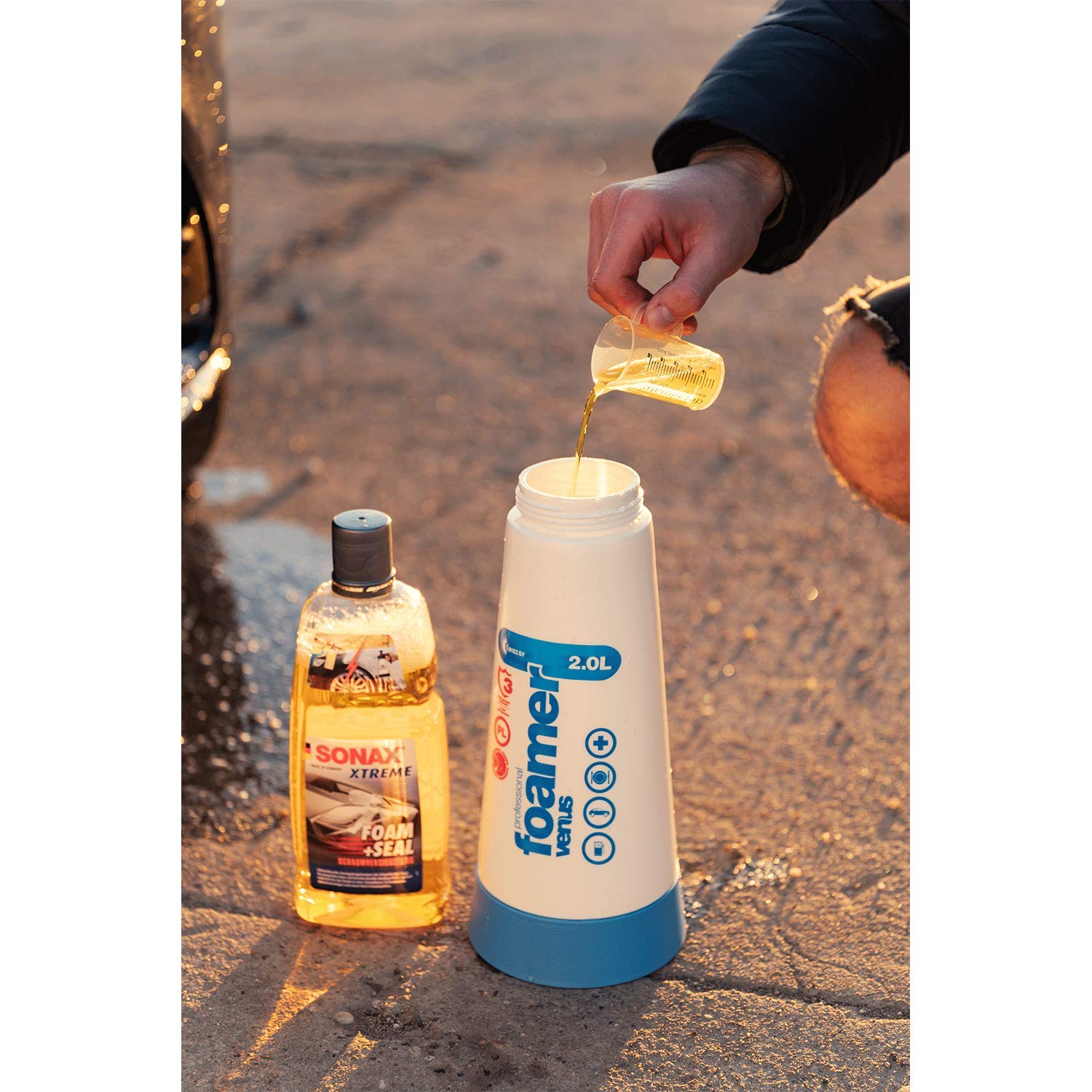 Detailmate Auto Schaum Wasch Versiegelung Set: SONAX XTREME FOAM & SEAL - Schaumversiegelung 1 Liter + Kwazar Venus Super Foamer Cleaning Pro+ 2L Hand Schaumsprüher + Mikrofaser Waschhandschuh