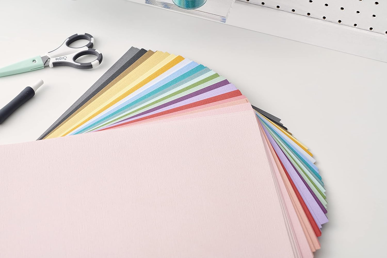 Sizzix Surfacez - Cardstock, 8 1/4" x 11 3/4", 20 Assorted Colors, 80 Sheets, 663007