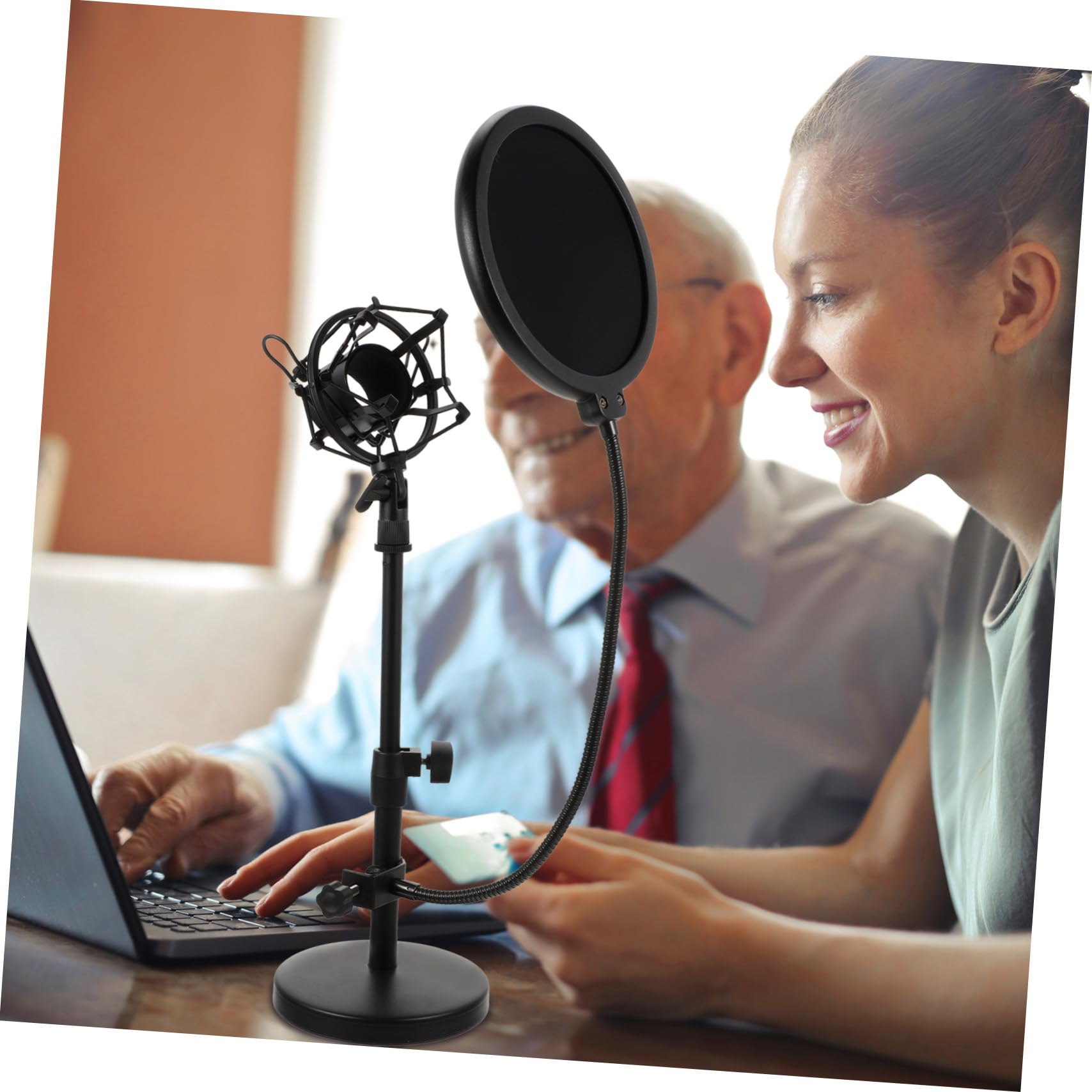 Tischmikrofonständer mit Mikrofonklemme und Integriertem Filter Verstellbarer und Teleskopierbarer Mikrofonhalter für Studio und Live-auftritte