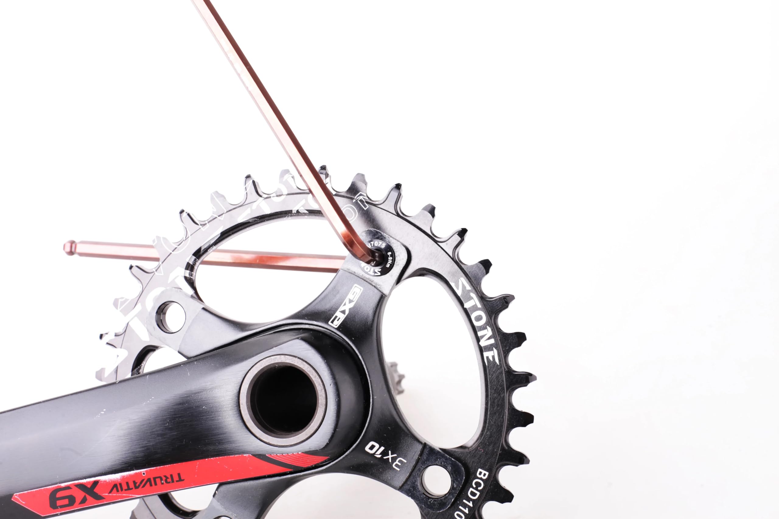 Kit De 4 Vis Et écrous Pour Plateau Monoplate VTT/Gravel – Alu 7075-T651 CNC – Compatible SRAM, Shimano, Rotor, FSA, Raceface, Sunrace, Etc.