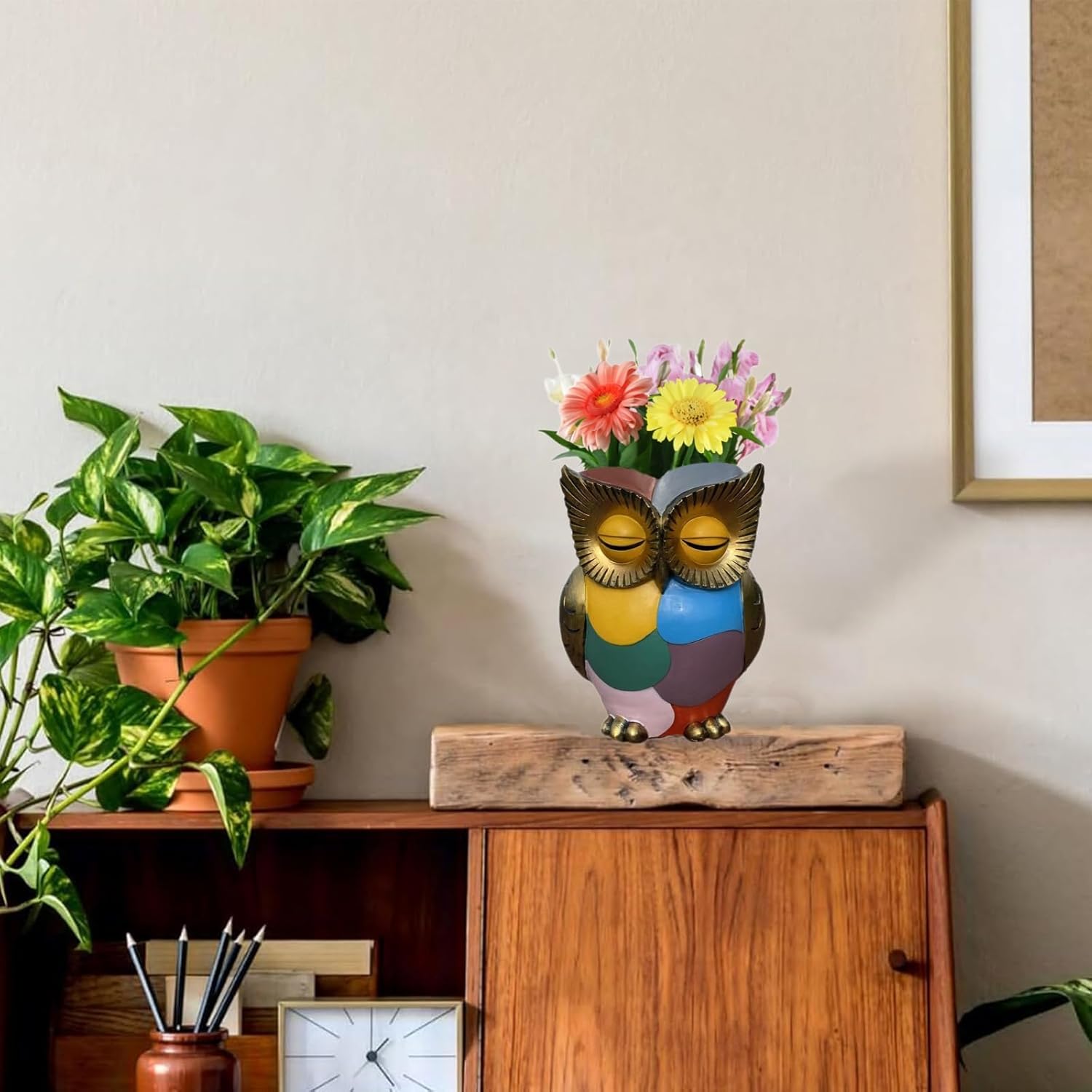 Owl Resin Planter Cute Owl Statue Vase for Indoor Plants Unique Colorful Animal Flowerpot with Drainage for Indoor Home & Garden Decor