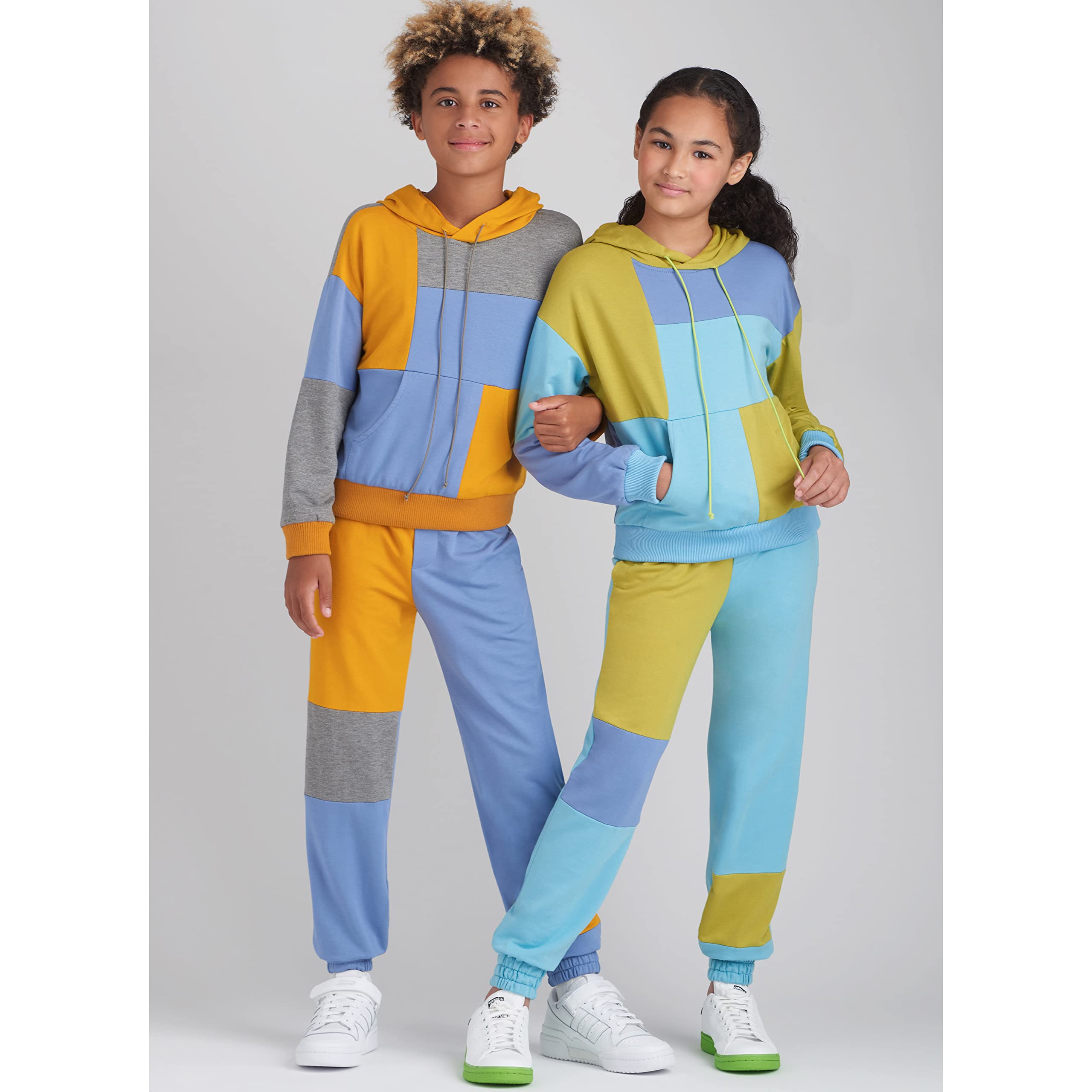 Simplicity SS9695A Girls' and Boys' Hoodie and Jogger Set A (8-10-12-14-16), Multicolour - Image 2