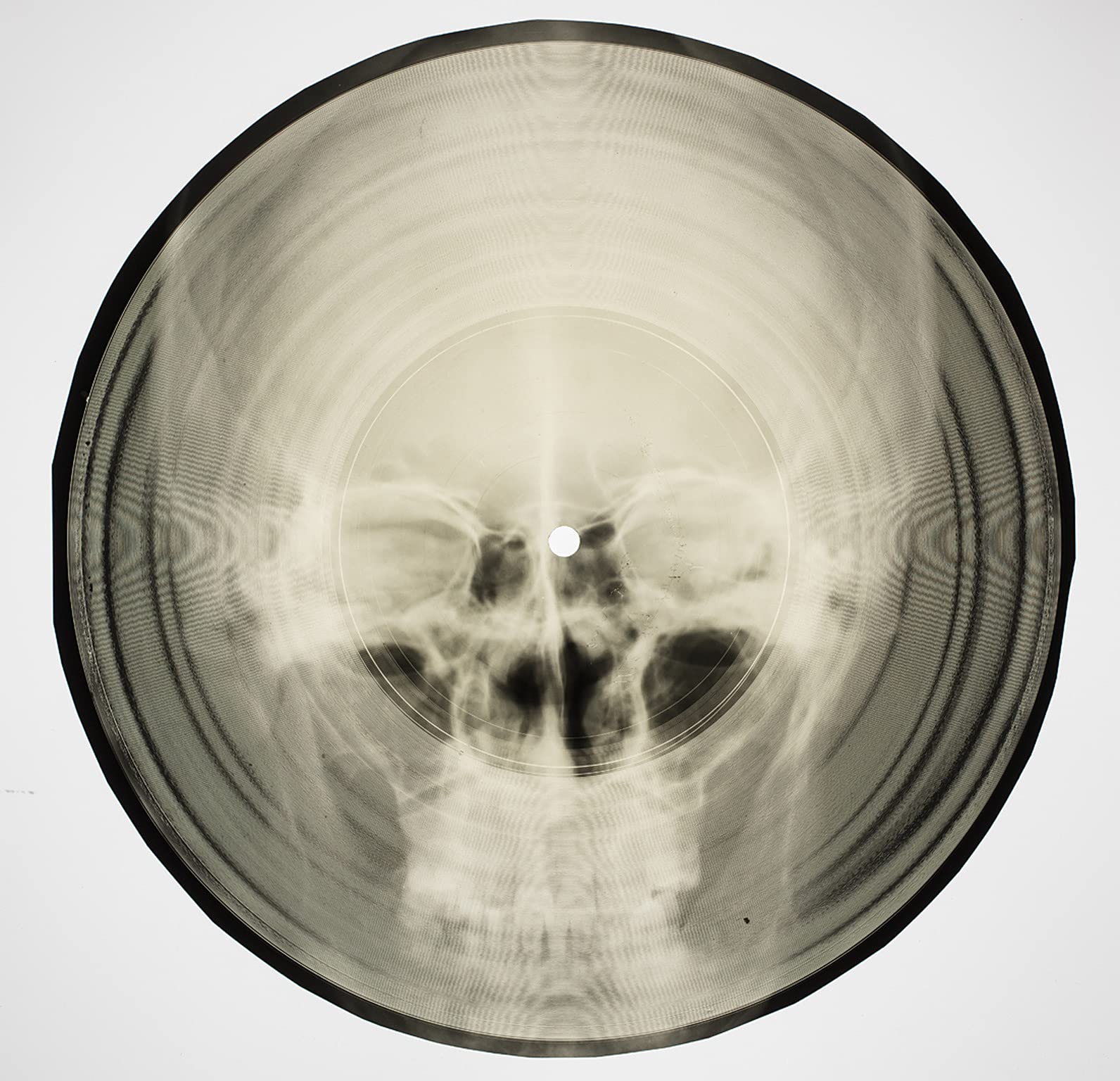 Livre Bone Music: Soviet X-Ray Audio en anglais sur l'histoire des vinyles interdits