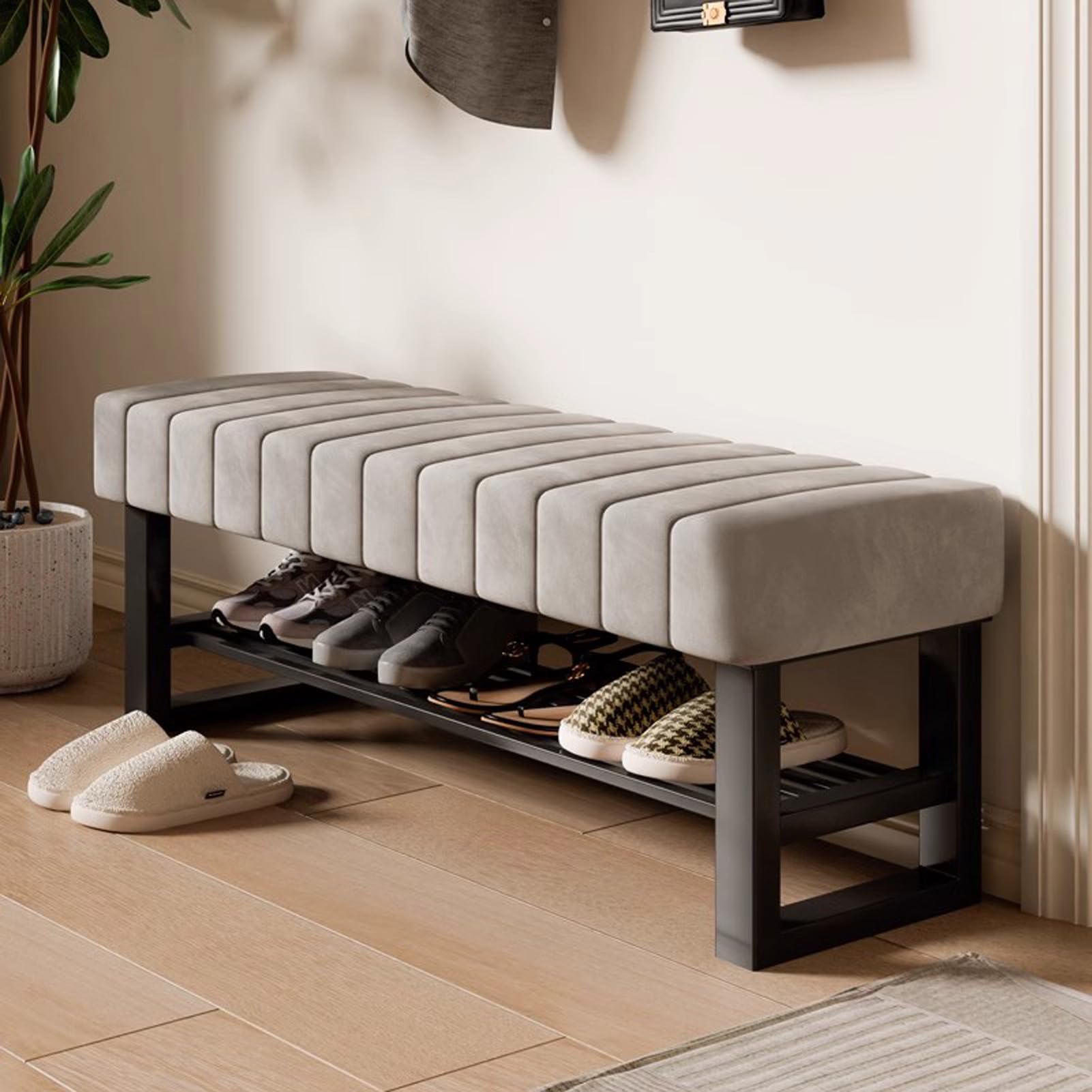 Organiseur de chaussures d'entrée avec banc rembourré pour petits espaces