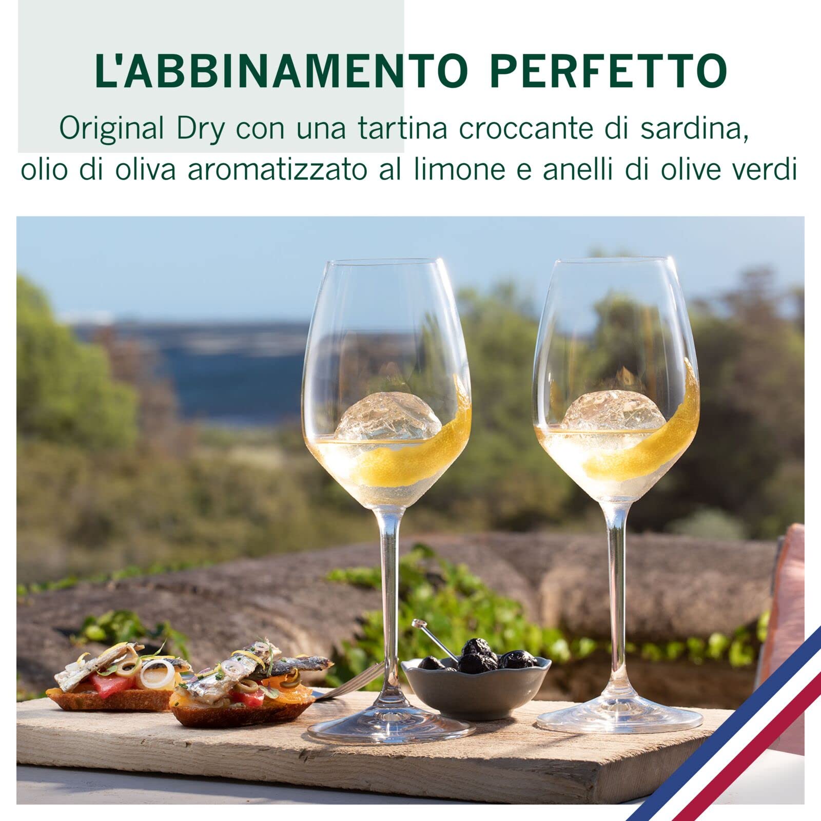 Noilly Prat Original Dry Vermouth, 18% Vol., 75 cl / 750 ml, un aperitivo francese ideale per il cocktail Martini, creato con 20 erbe e spezie come camomilla, coriandolo, arancia e fiori di sambuco