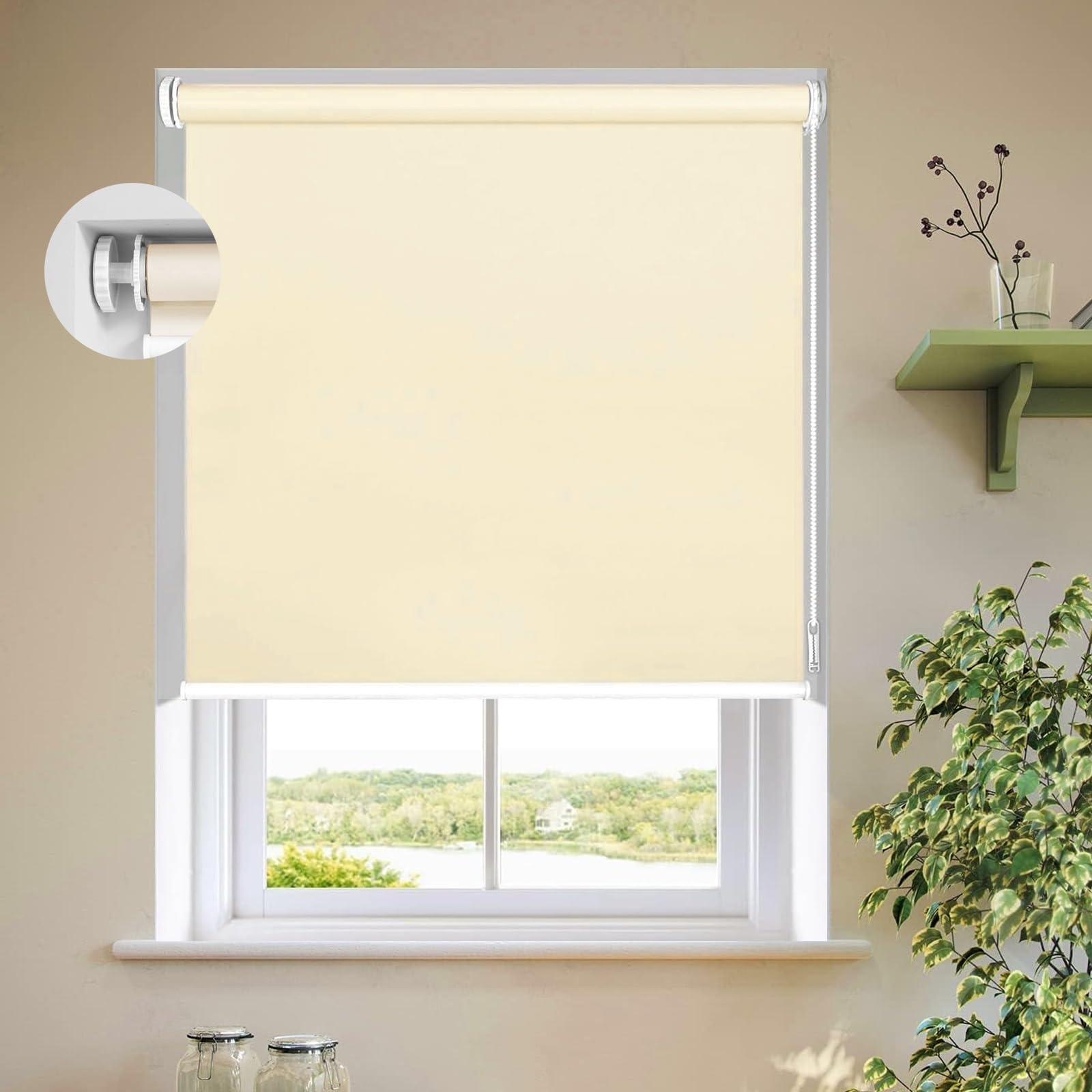 Amazon｜ロールスクリーン 30 x 170 cm 1級遮光 UVカット 穴あけ不要