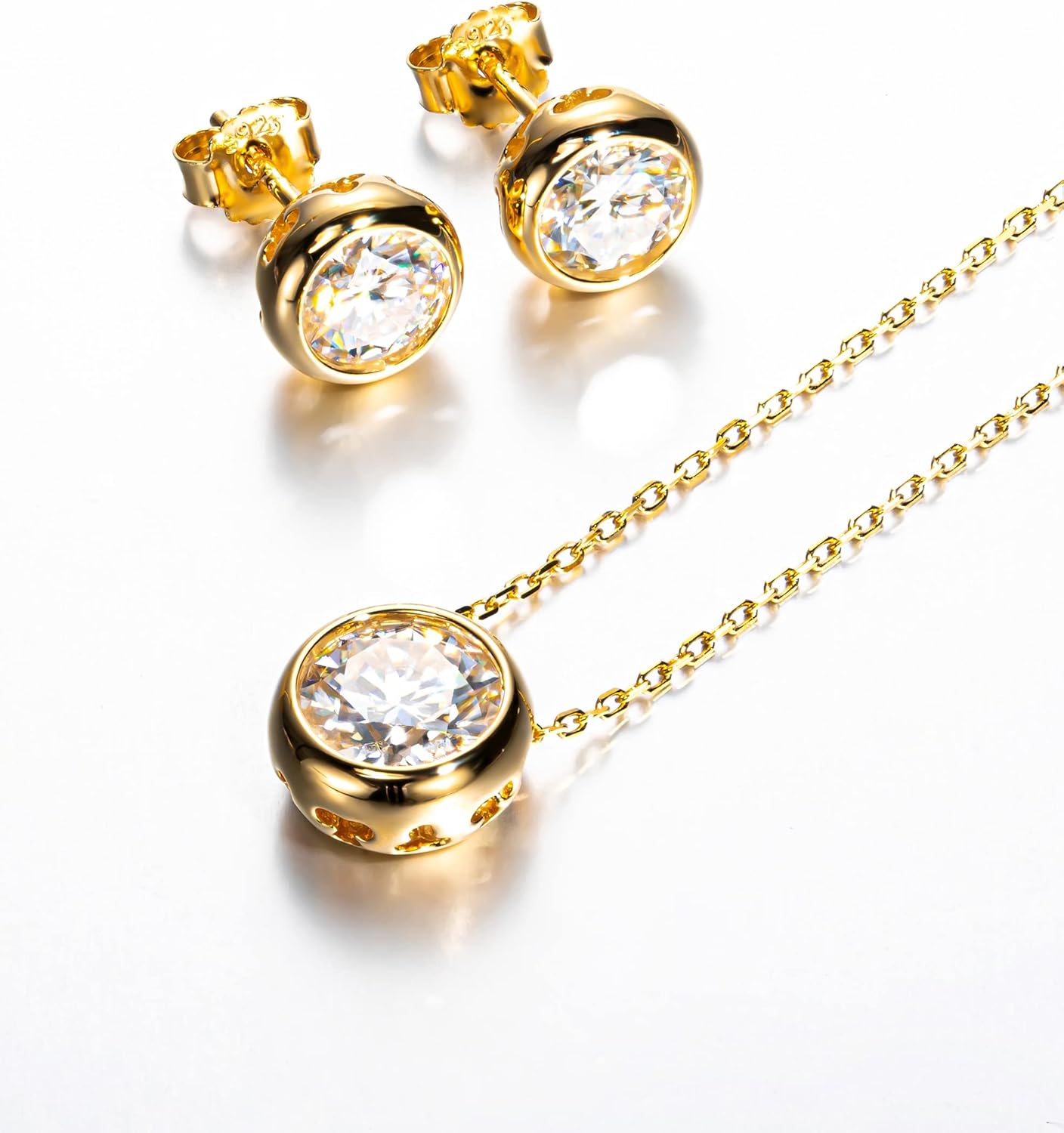 CannyCat 2 carat Moissanite Bezel Pendant Necklace for Women D color VVS Brilliant Round Cut Moissanite Necklaces Platinum-Plated Sterling Silver Chain Engagement Anniversary Promise Christmas Birthday - Image 7