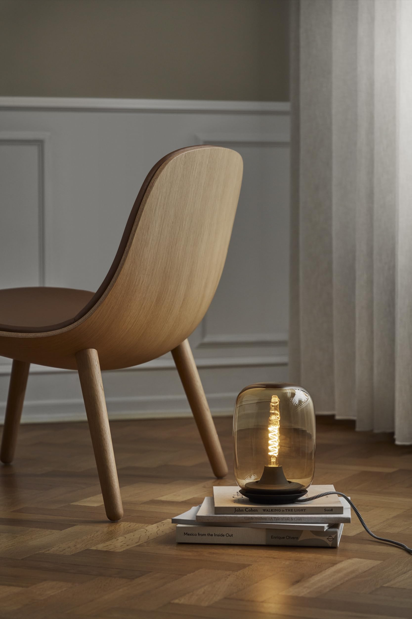 Eva Solo | Acorn Lampe Amber | Spendet Dank des Dimmschalters das gleiche weiche und dekorative Licht wie eine Kerze | Amber