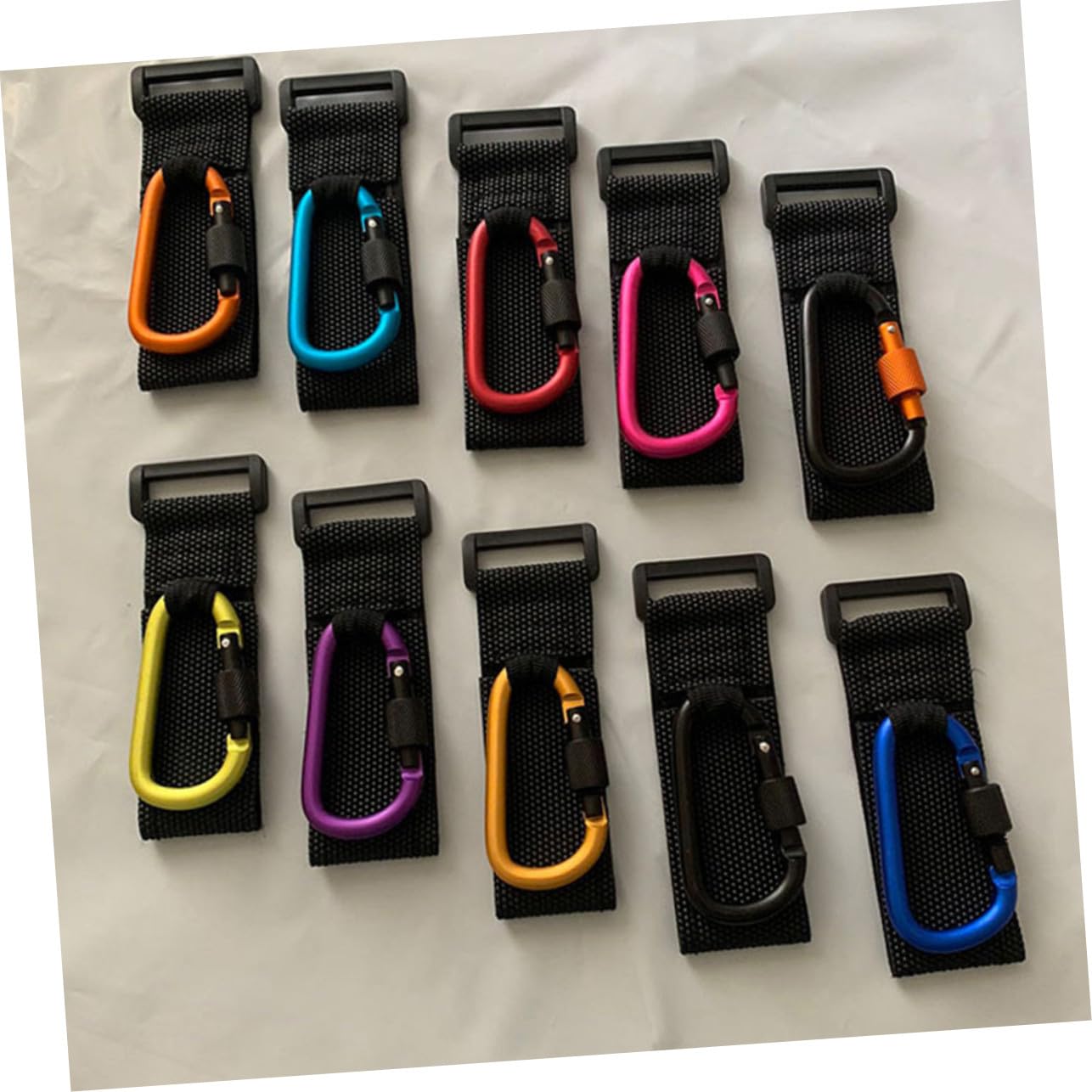 2pcs Non-Slip Stroller Hooks Lightweight Multi-Purpose Hanger Clips for Diaper Bags and Accessories Practical Organizer for Parents